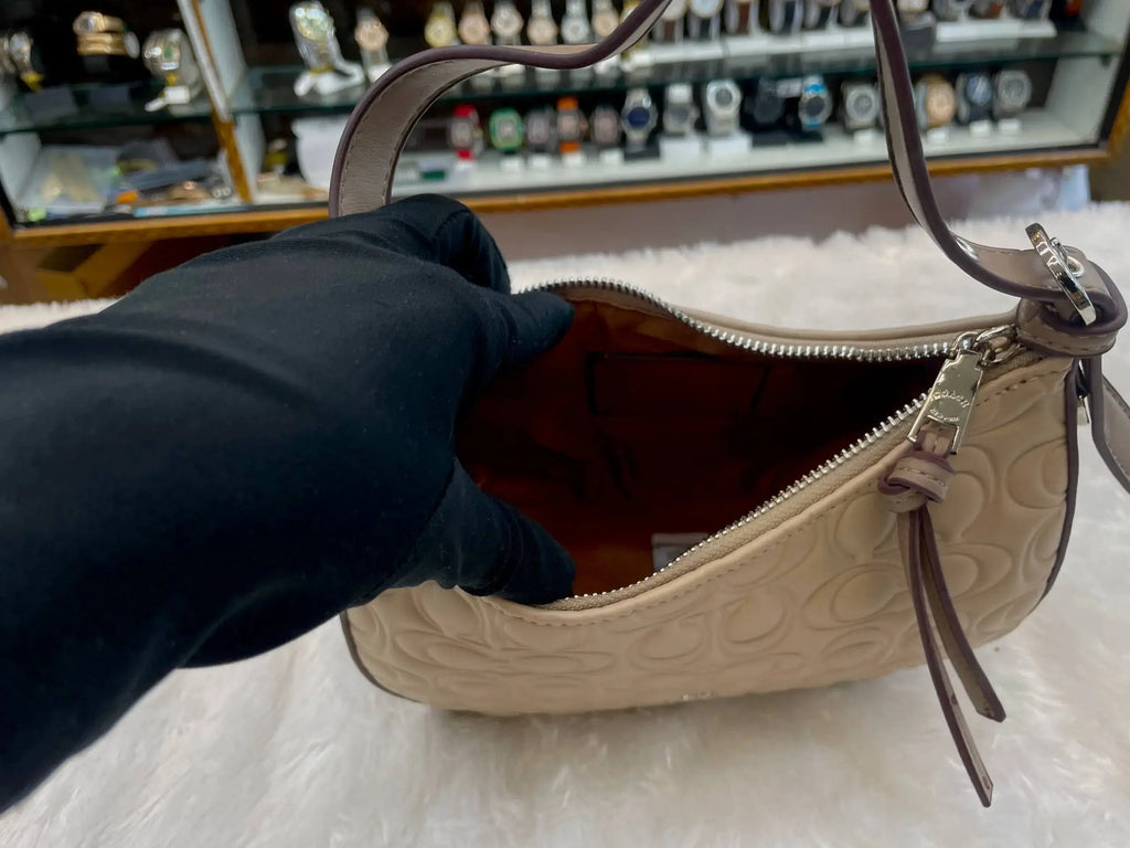 Coach laurel shoulder bag in master piece