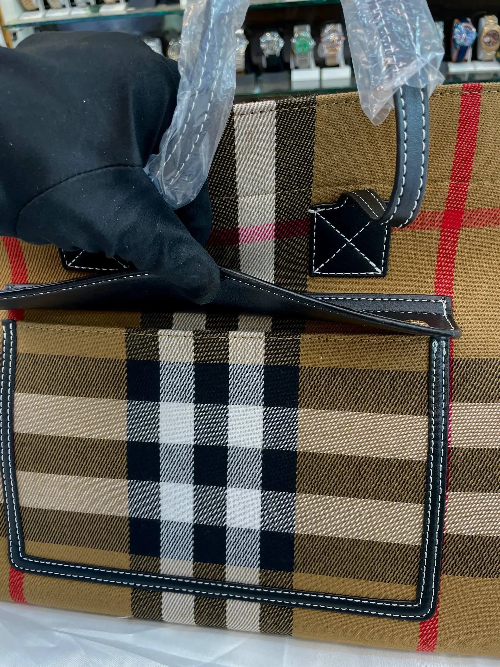 Burberry handbag for girls