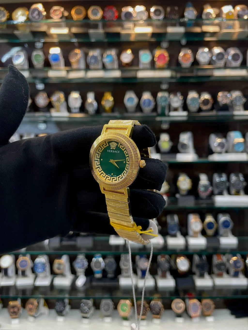 Versace greca quartz green dial in master piece for girls no