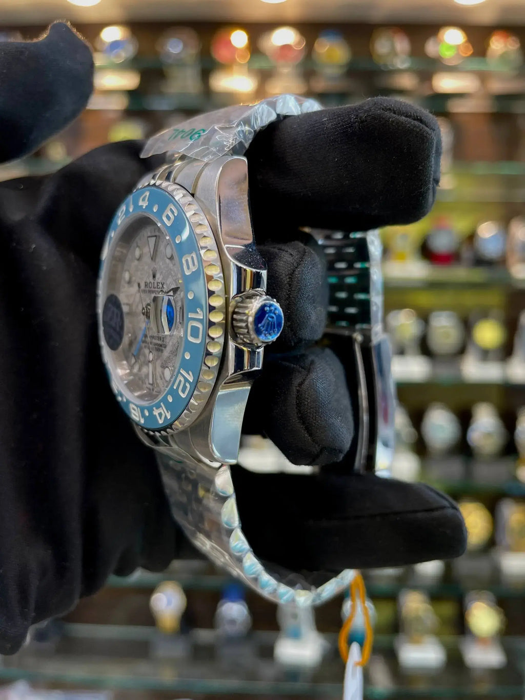 Rolex gmt master 2 in master piece grey texture dial