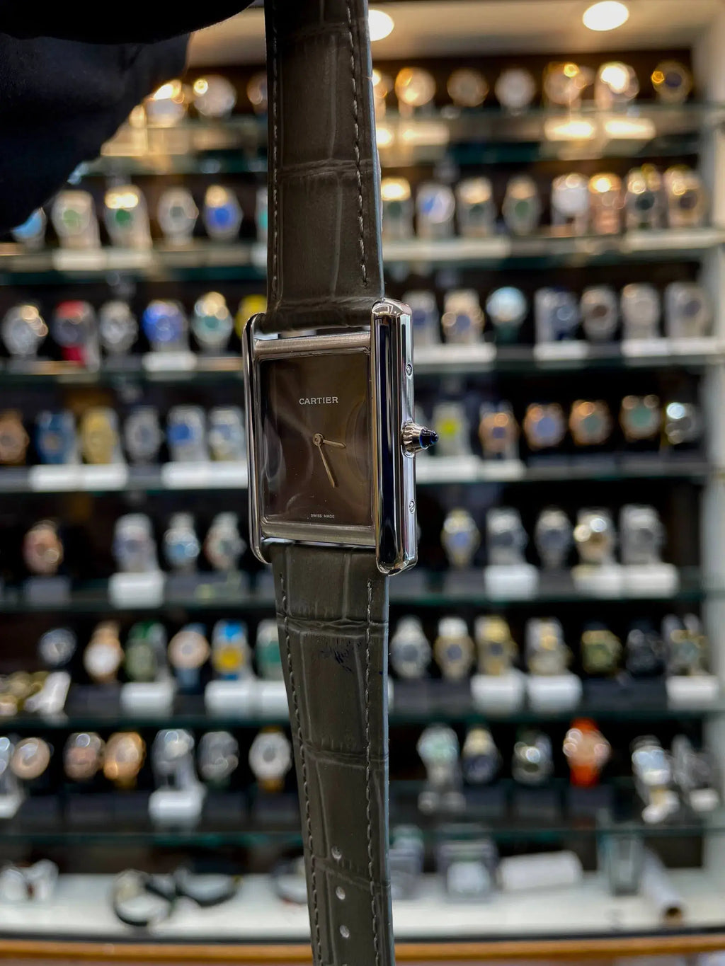 Cartier tank must grey now in master piece