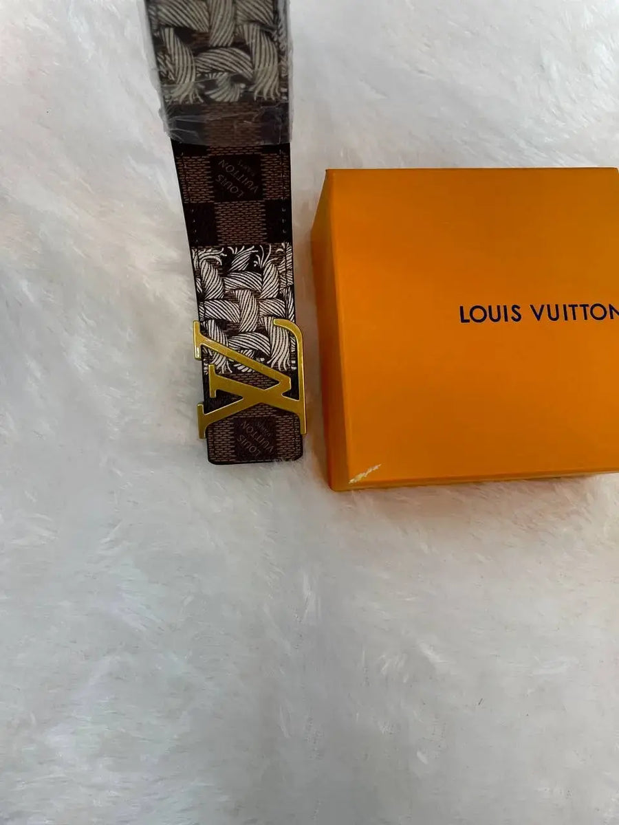 Louis Vuitton lv mens premium belt