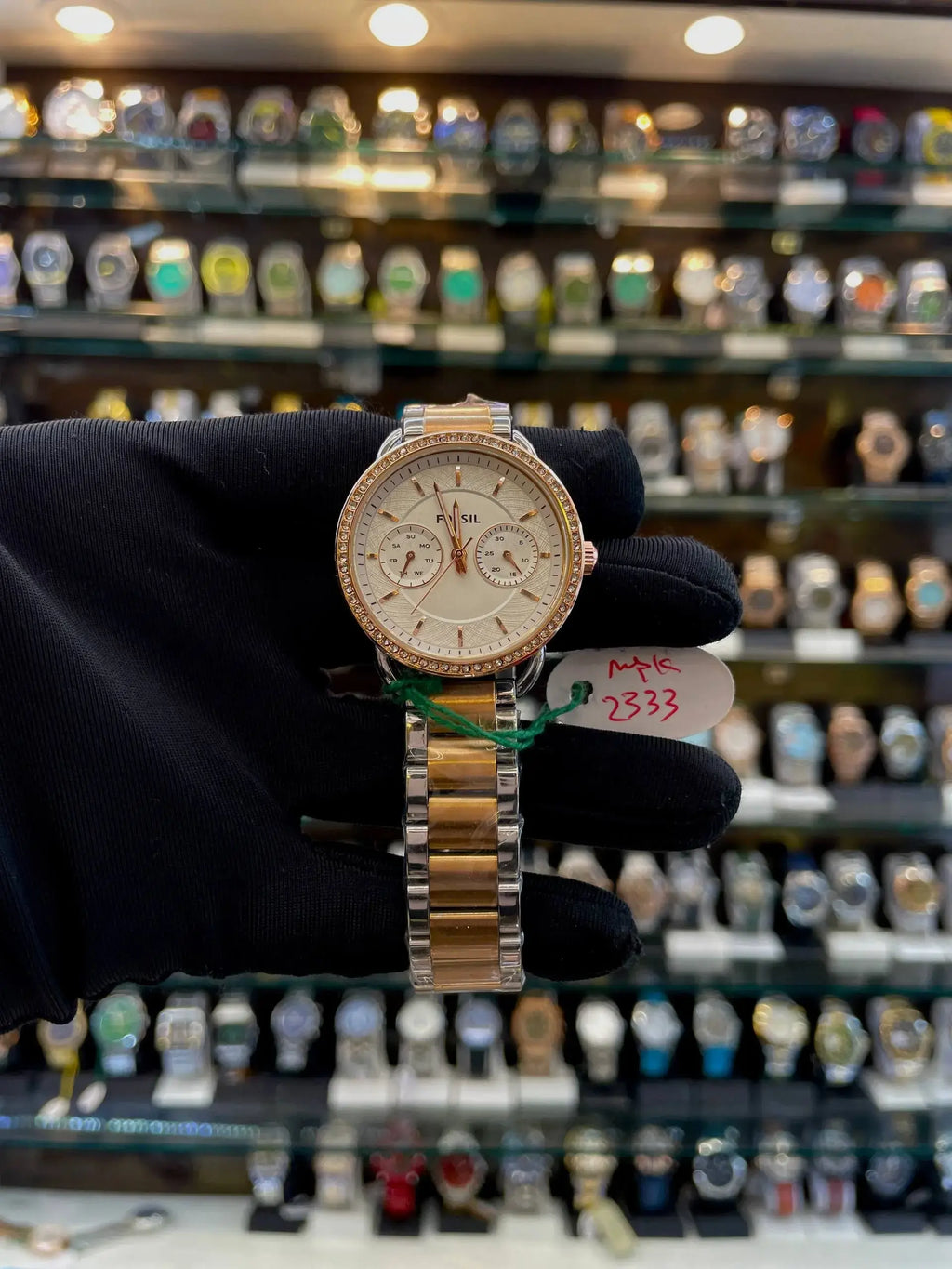 Fossil chrono now in master piece for girls