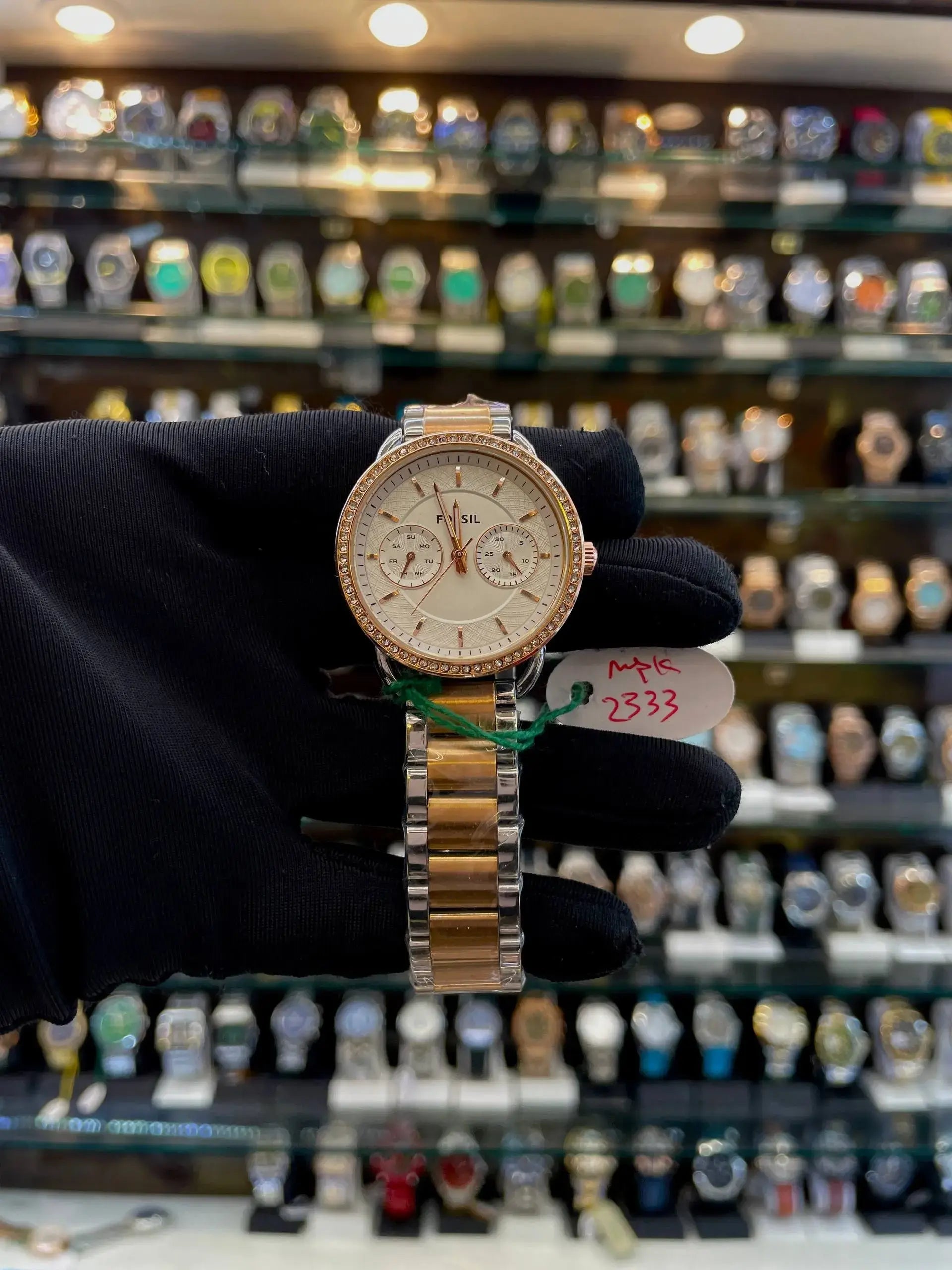 Fossil chrono now in master piece for girls
