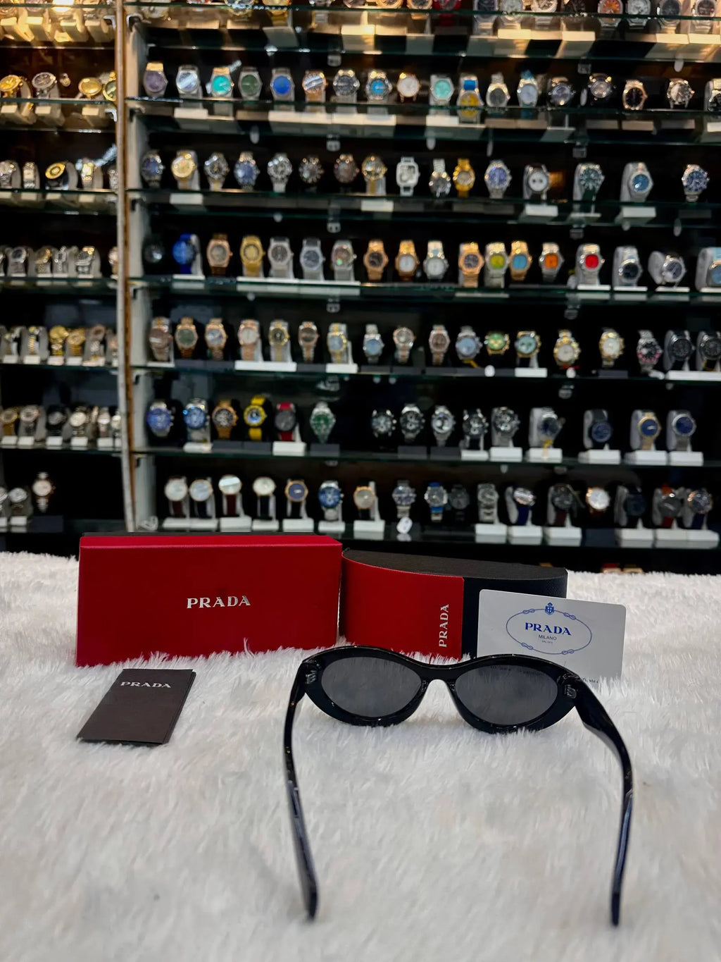 Prada pr 26zs symbole oval-frame model for girls in master piece