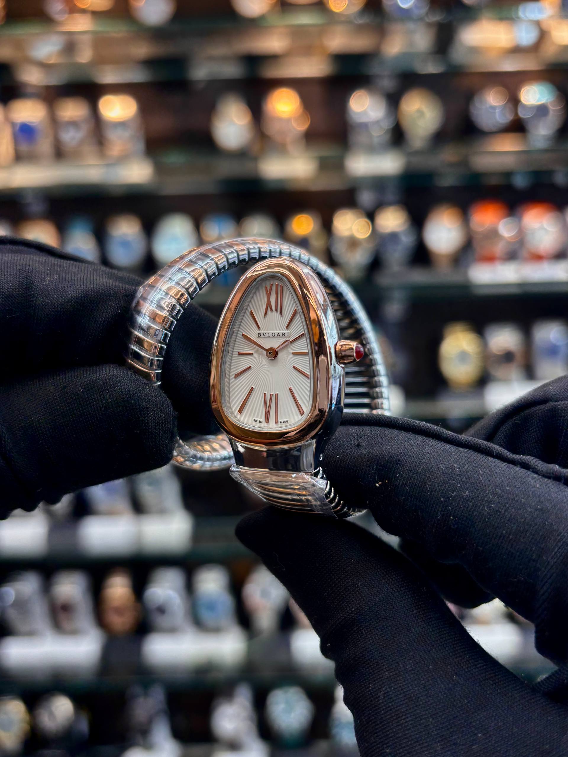 Bvlgari Serpenti Tubogas single-spiral masterpiece watch