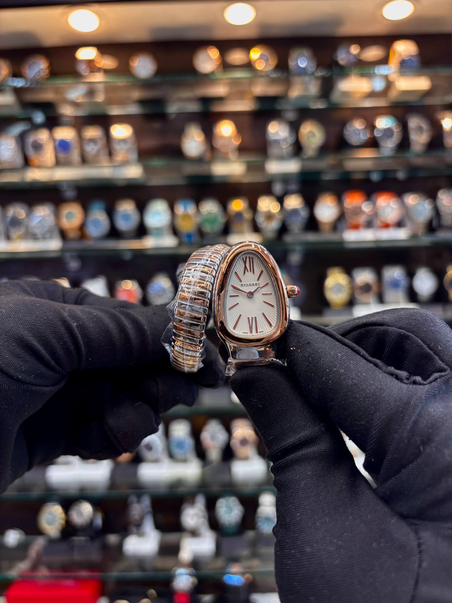 Bvlgari Serpenti Tubogas luxury watch front view