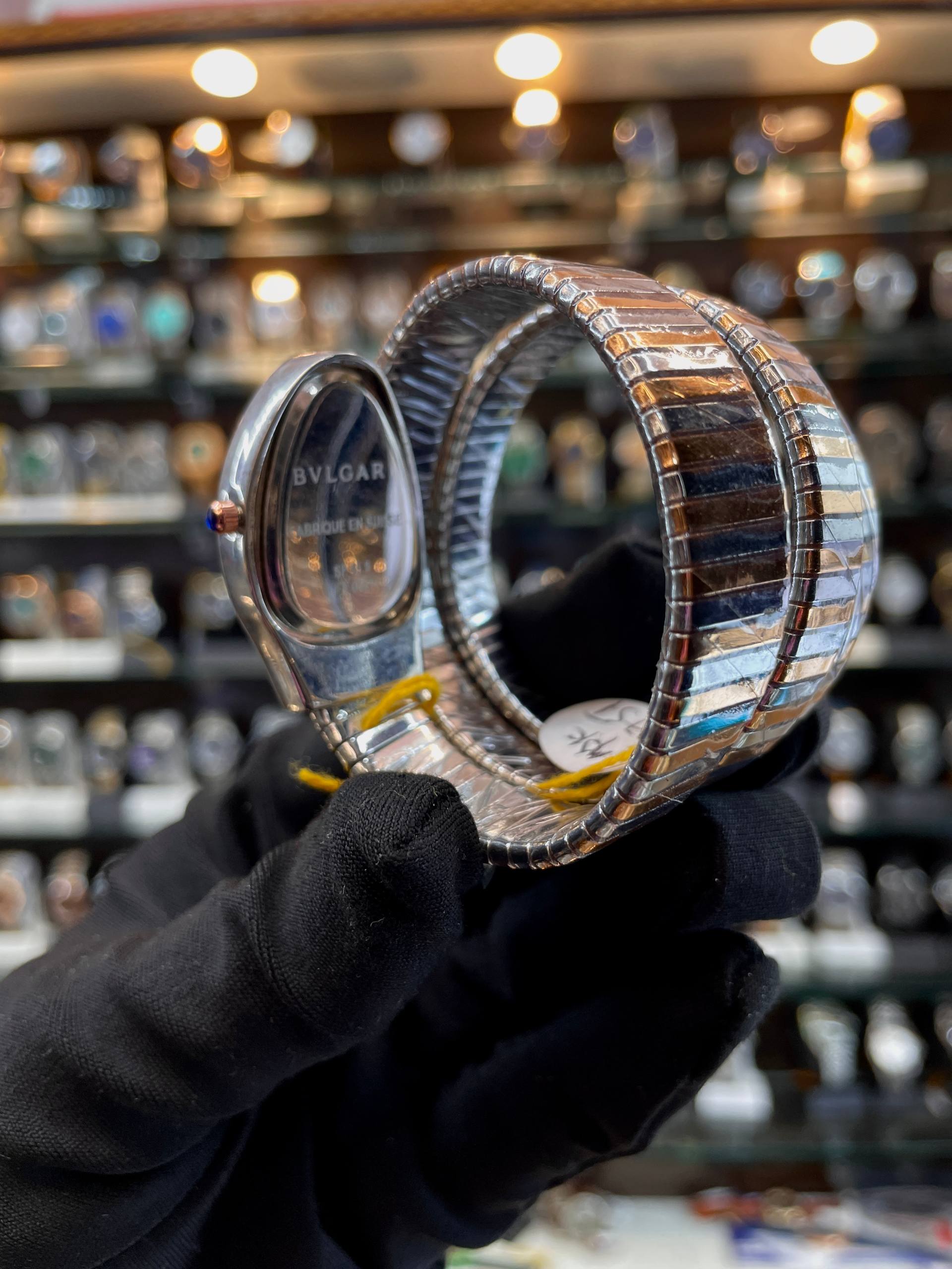 Bvlgari Tubogas girls watch back view