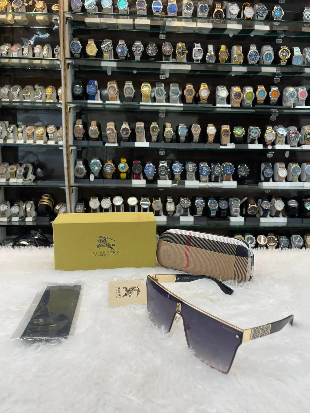 Burberry mens party wear glasses