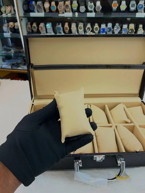 12pc cobra body briefcase (watch organiser)