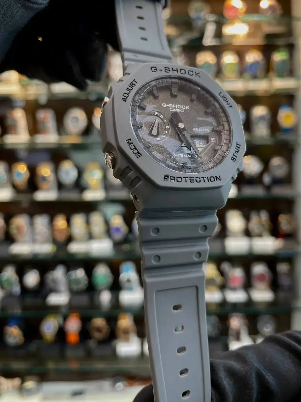 Gshock casio wr20bar in grey chrono working