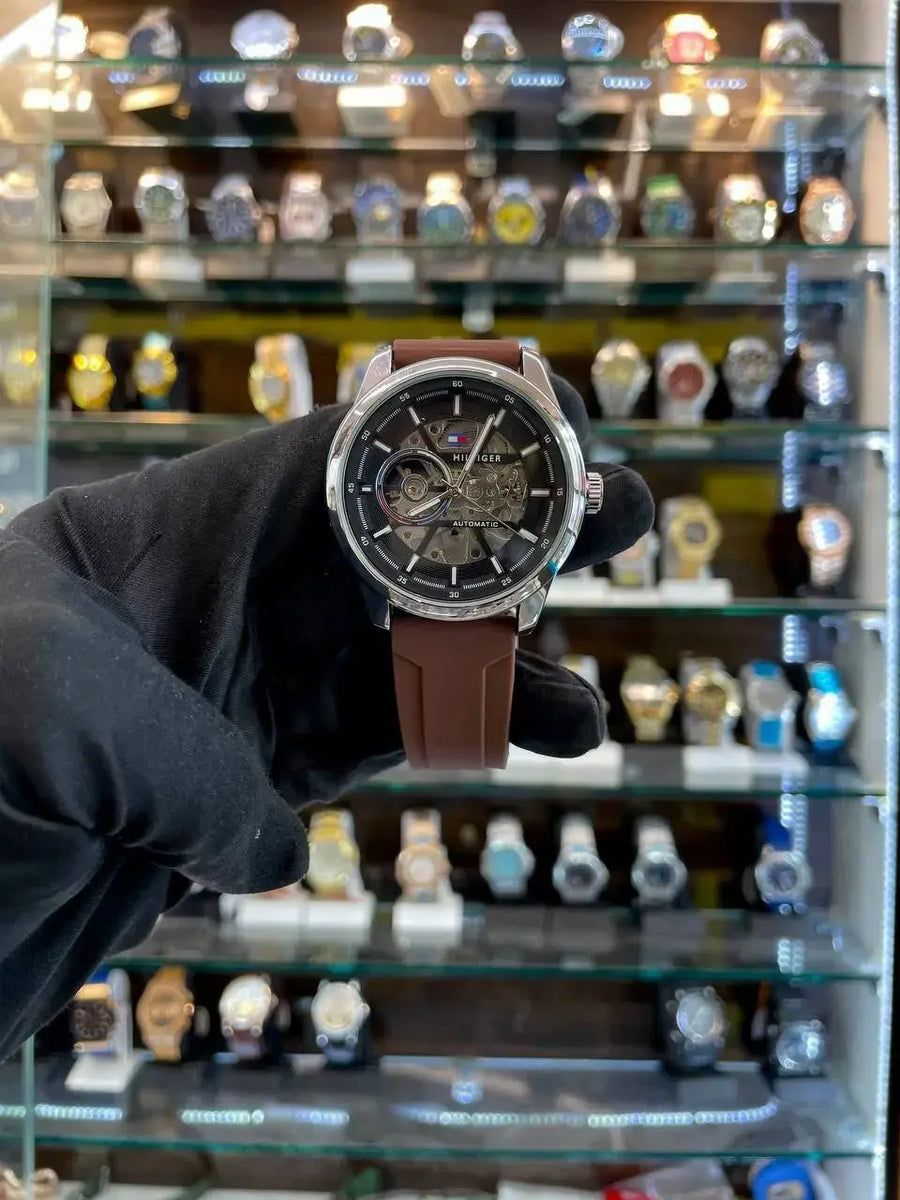 Tommy Hilfiger automatic now in silicon