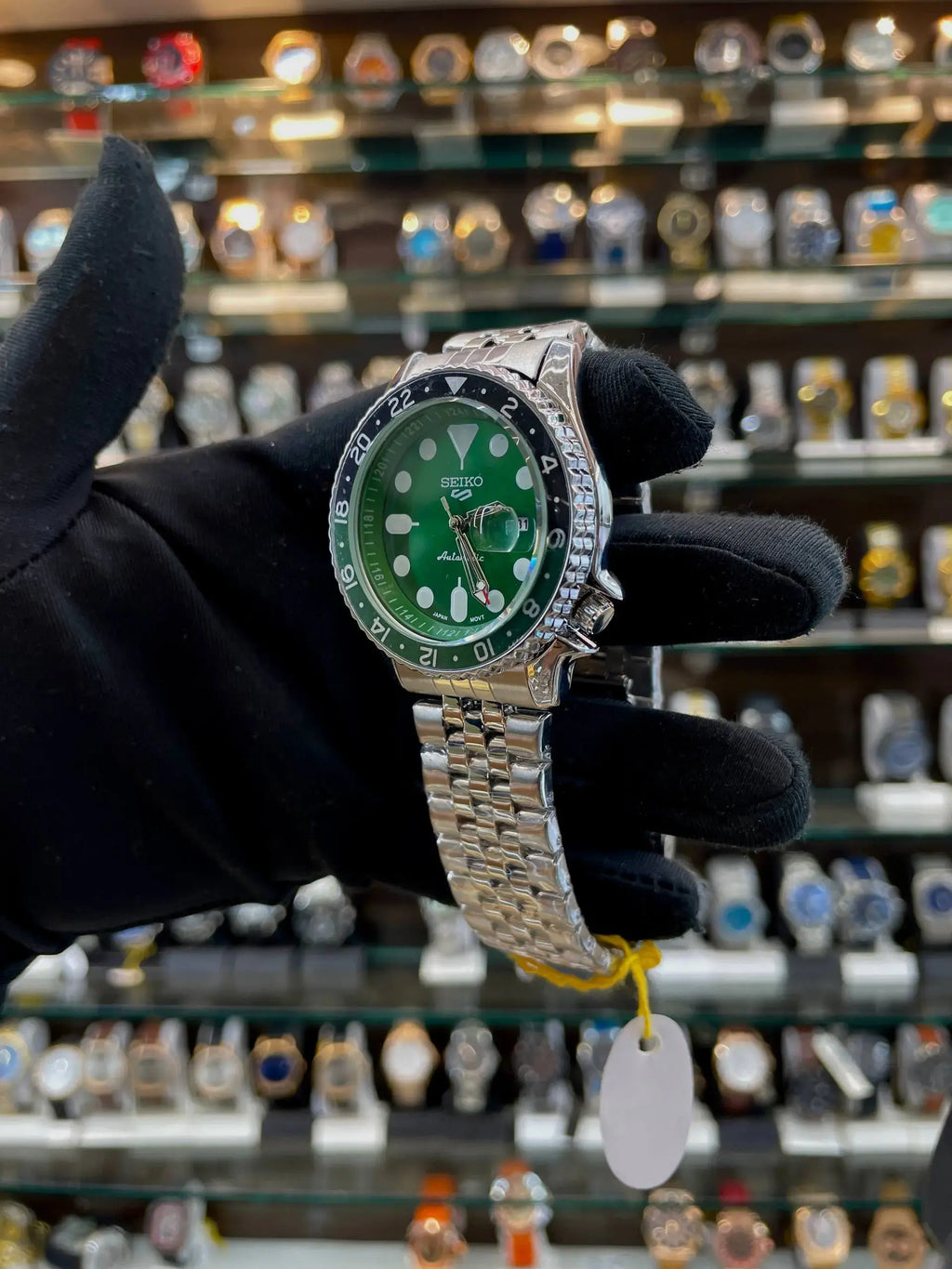 Seiko gmt  now in under budget for mens silver