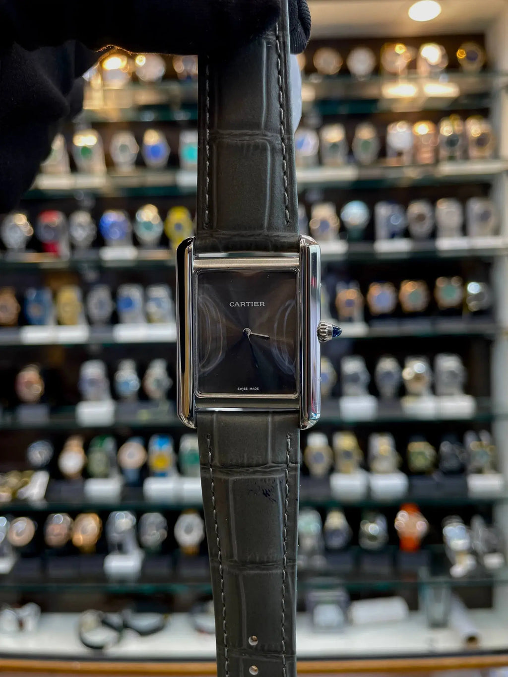 Cartier tank must grey now in master piece