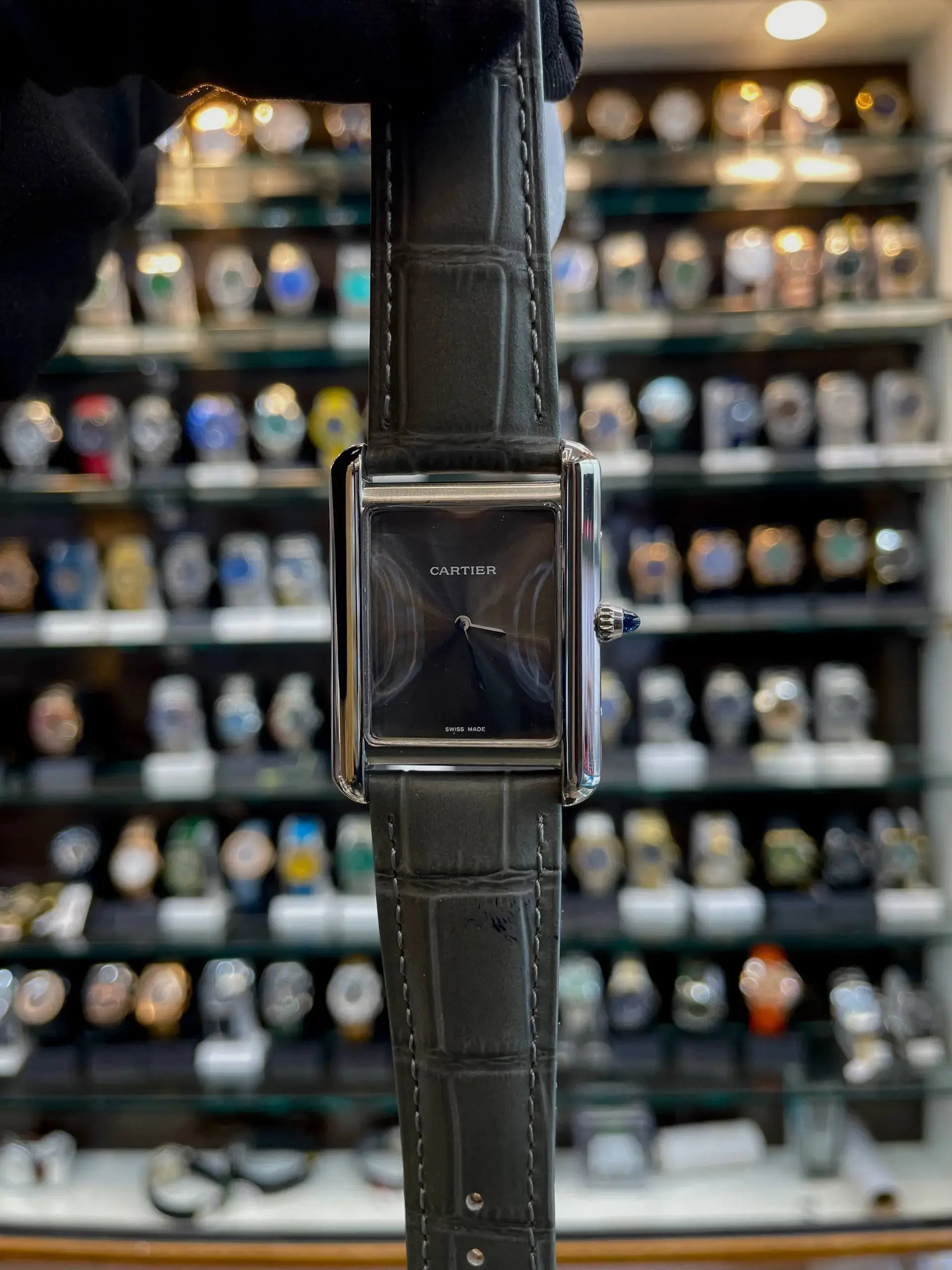 Cartier tank must grey now in master piece