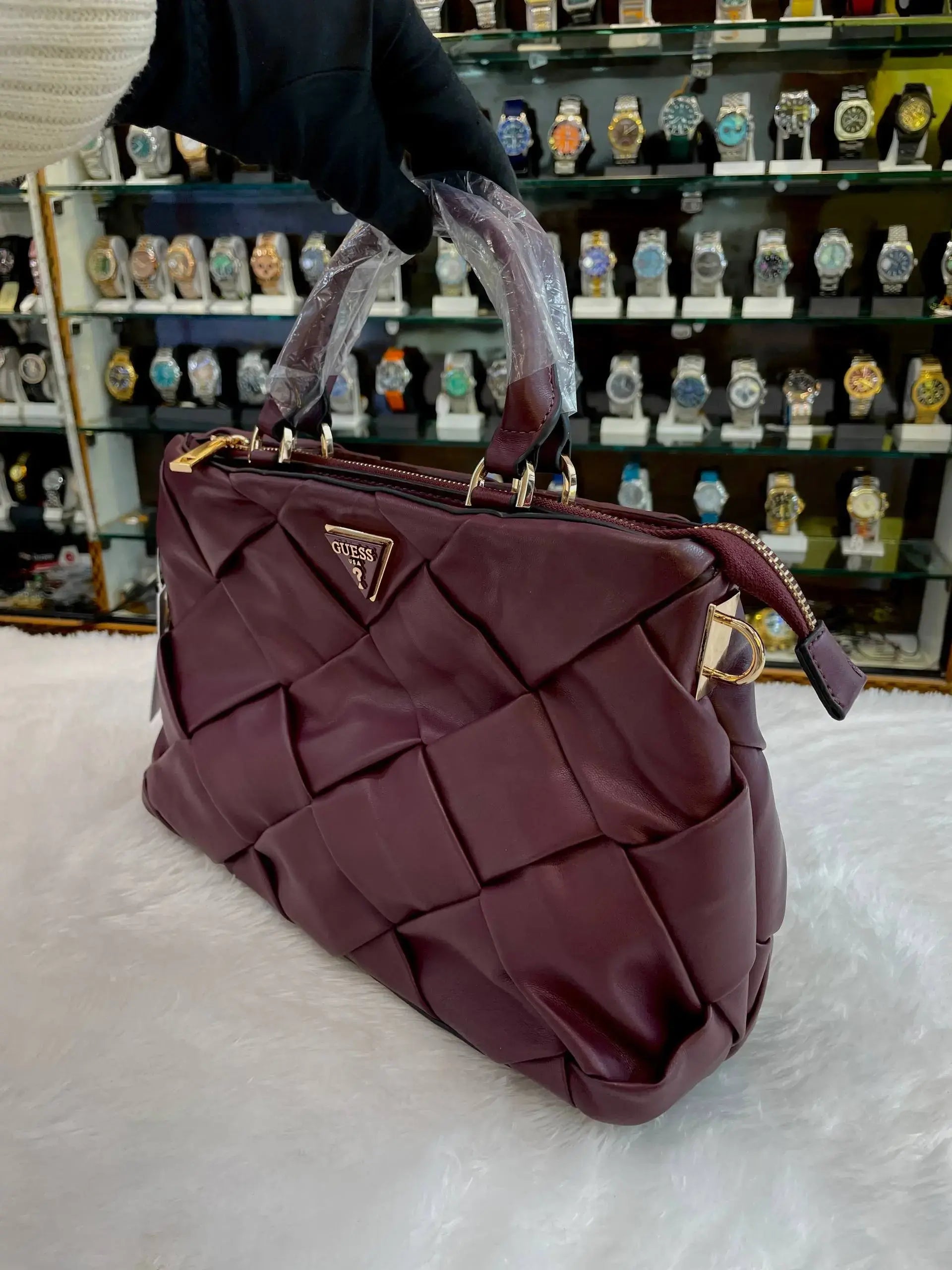 Guess sling bag for girls mehroom color