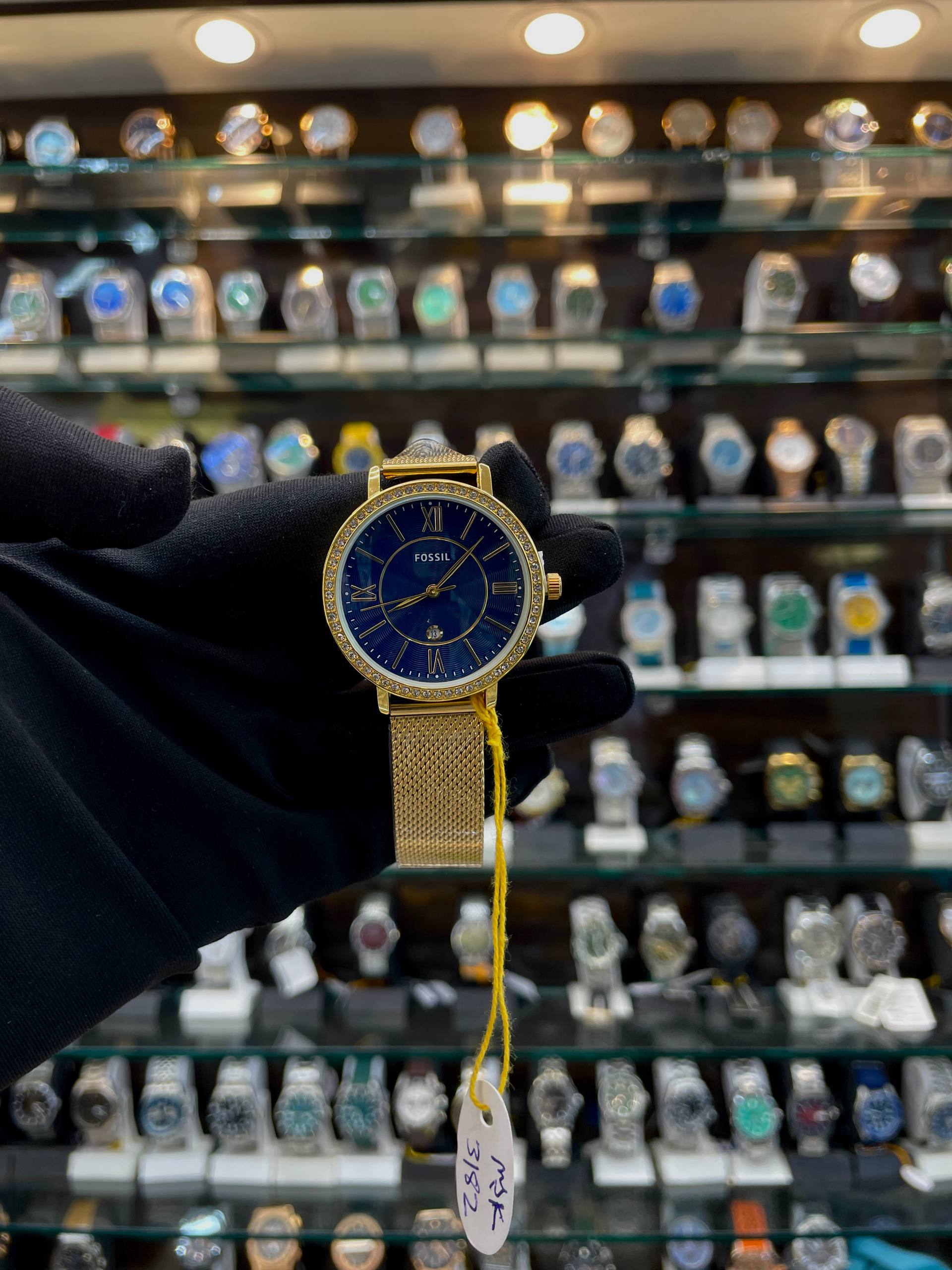 Fossil slim strap blue watch for girls front view