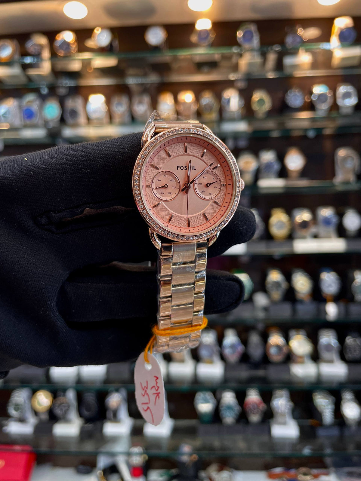 Fossil Tailor full rose gold watch close up