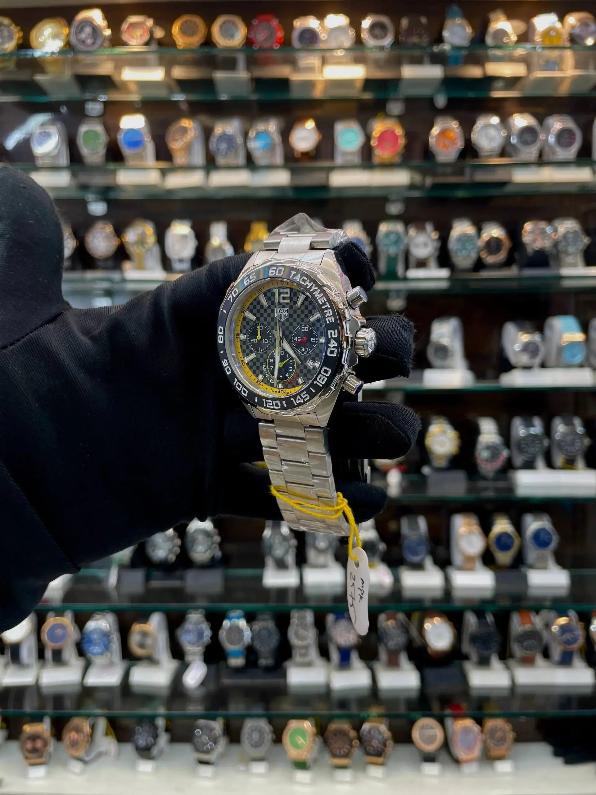 Tag heuer  formula 1 now in master