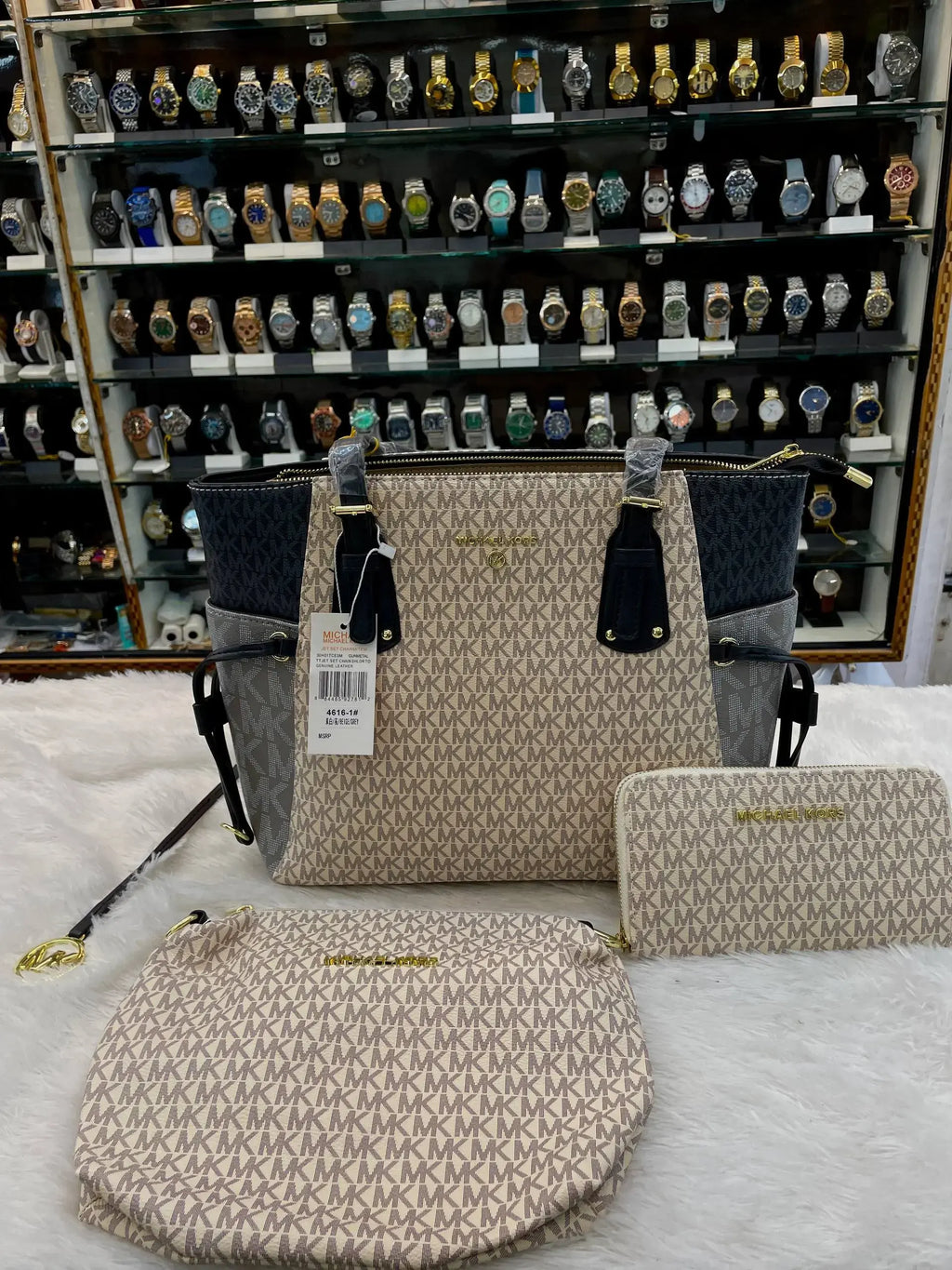 Michael Kors (mk) 3pc set multi voyager colour block Tote bag
