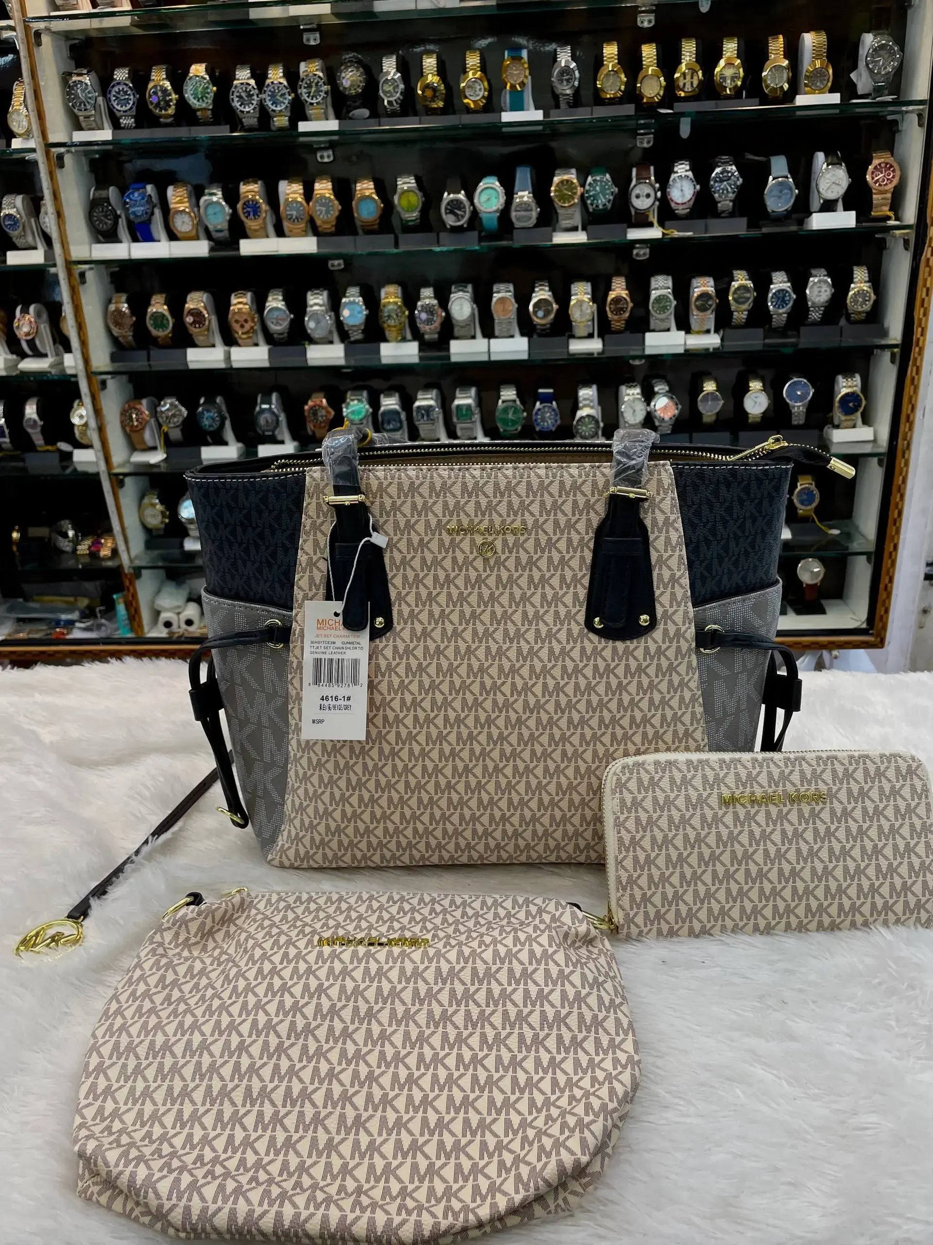 Michael Kors (mk) 3pc set multi voyager colour block Tote bag