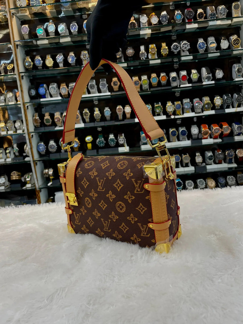 Louis vuitton (lv) side trunk mm monogram now in master piece