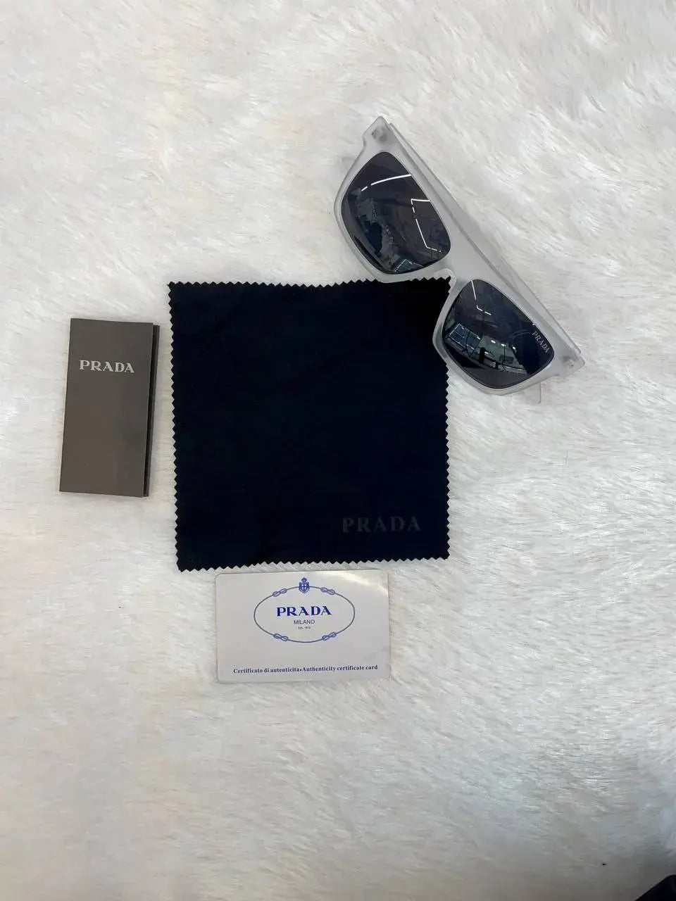 Prada transparent fiber frame for mens big size