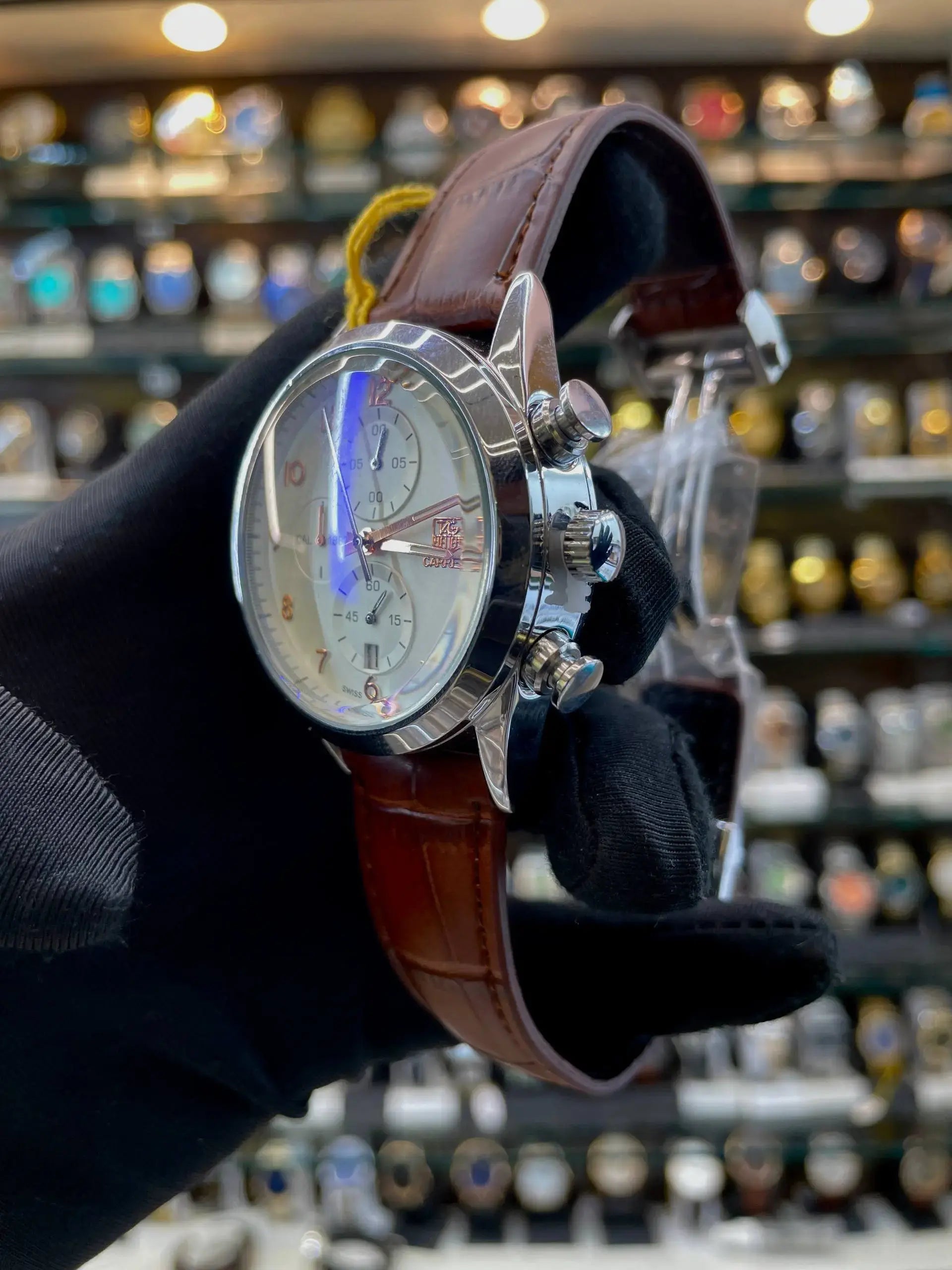 Tag heuer chrono in leather