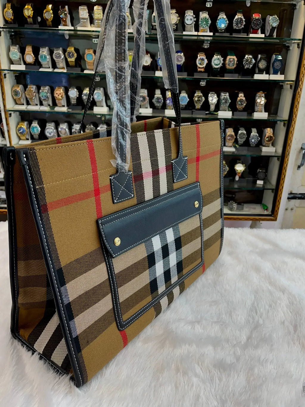 Burberry handbag for girls