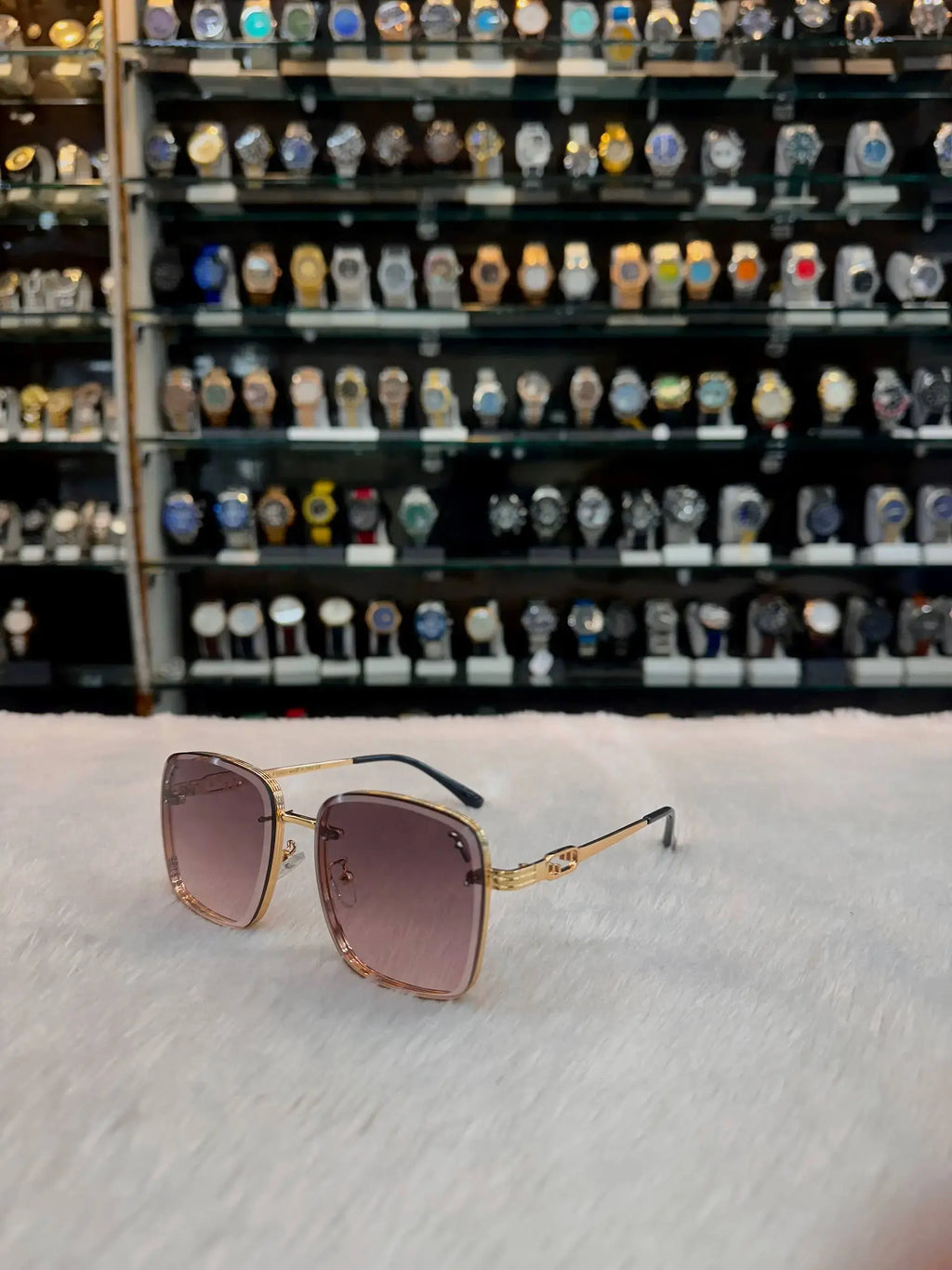 Fendi frame for girls in master piece