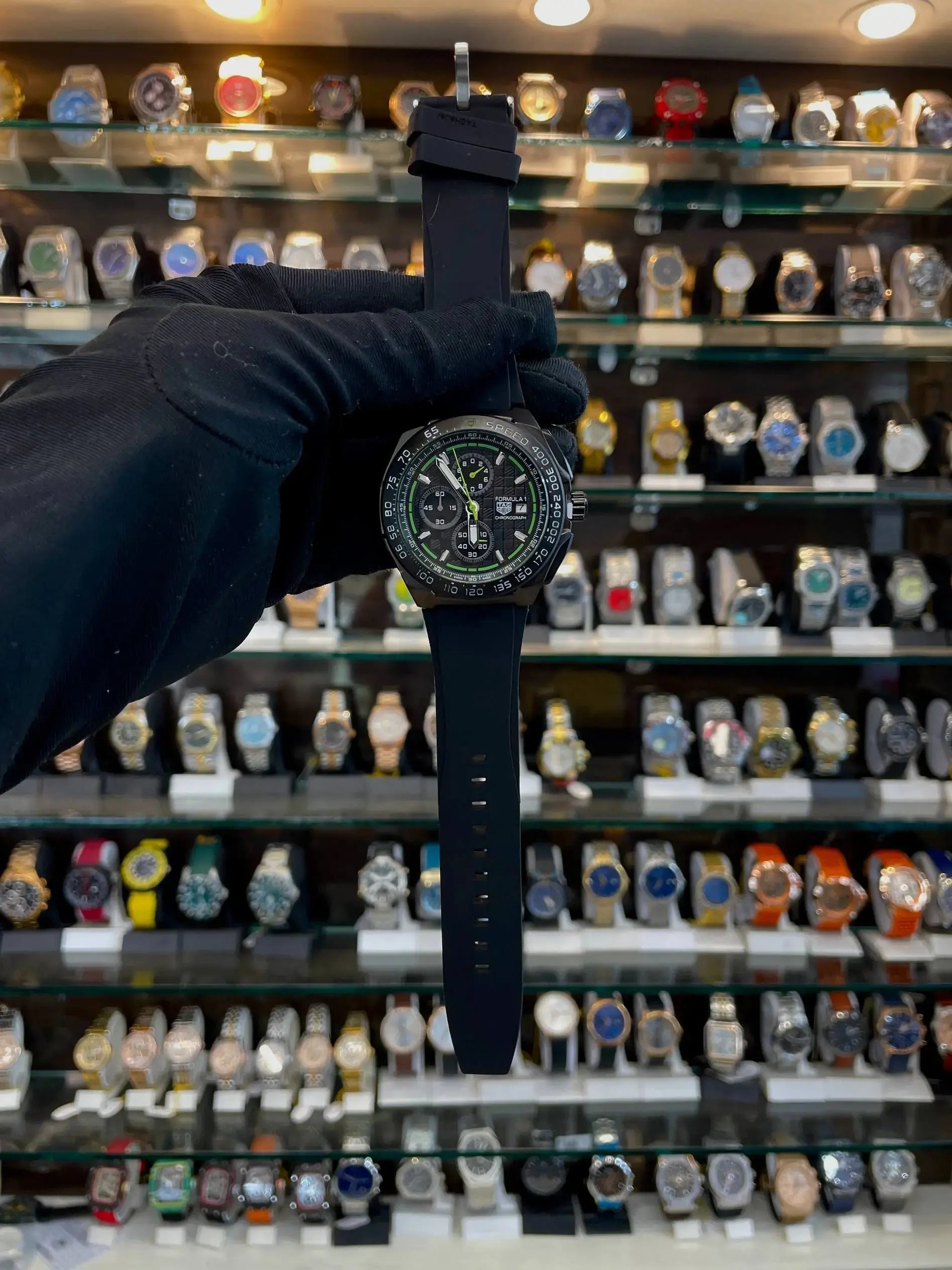 Tag heuer formula 1 chrono now in silicon