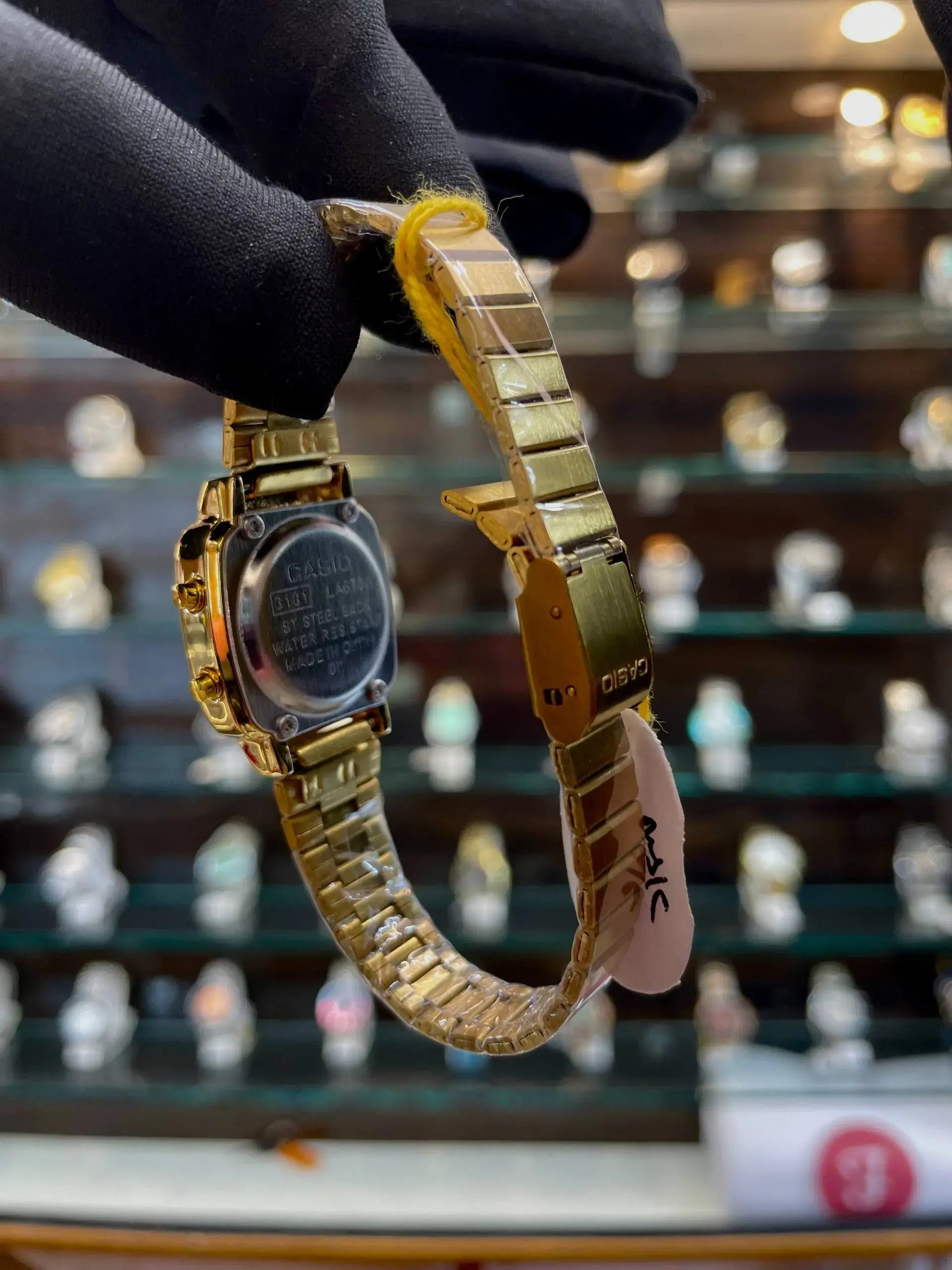 Casio vintage la670ga for girls in gold