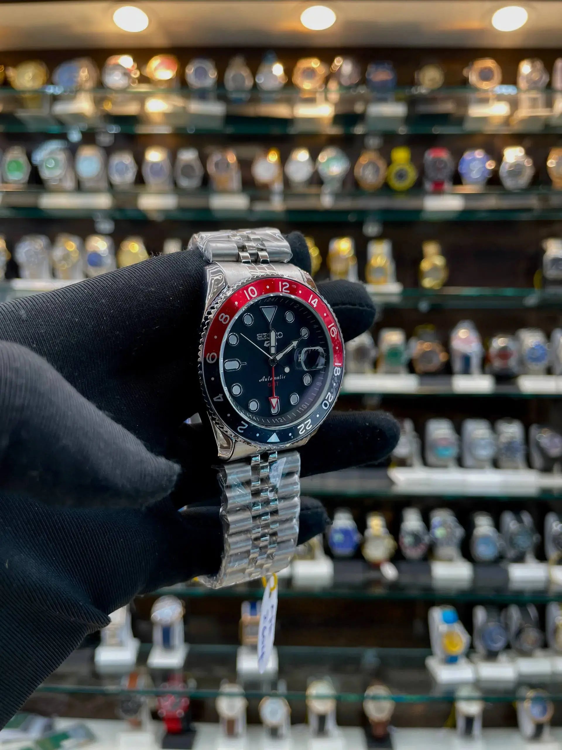 Seiko gmt now in quartz for mens