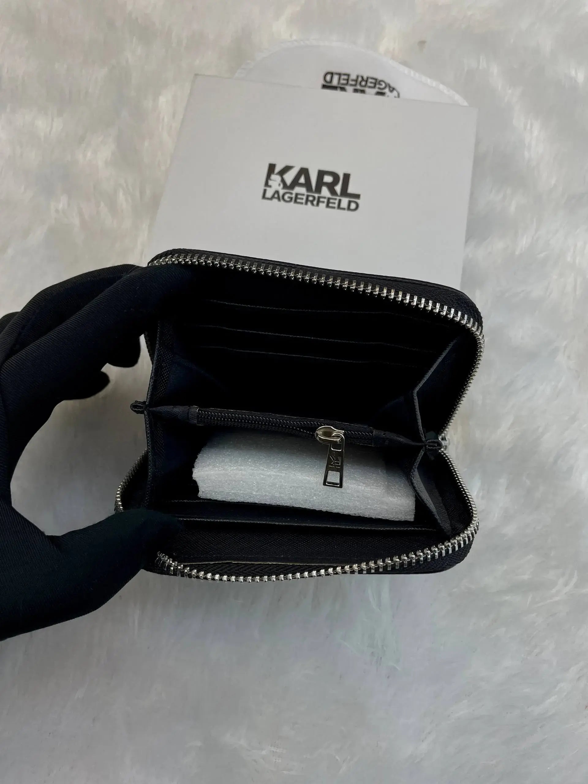 Karl lagerfield wallet for girls black