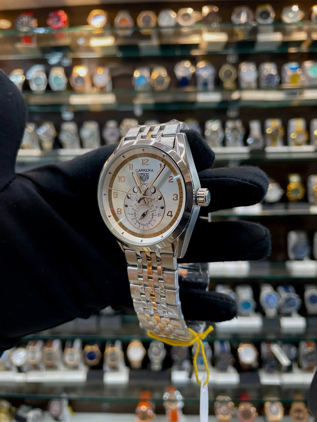 Tag heuer carrera astronomer automatic now in master piece