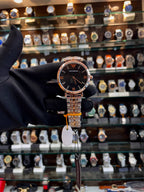 EMPORIO ARMANI. ROSE 🌹 GOLD 🥇 DIAL IN  BLACK 🖤 FOR  GIRLS  DUAL TONE