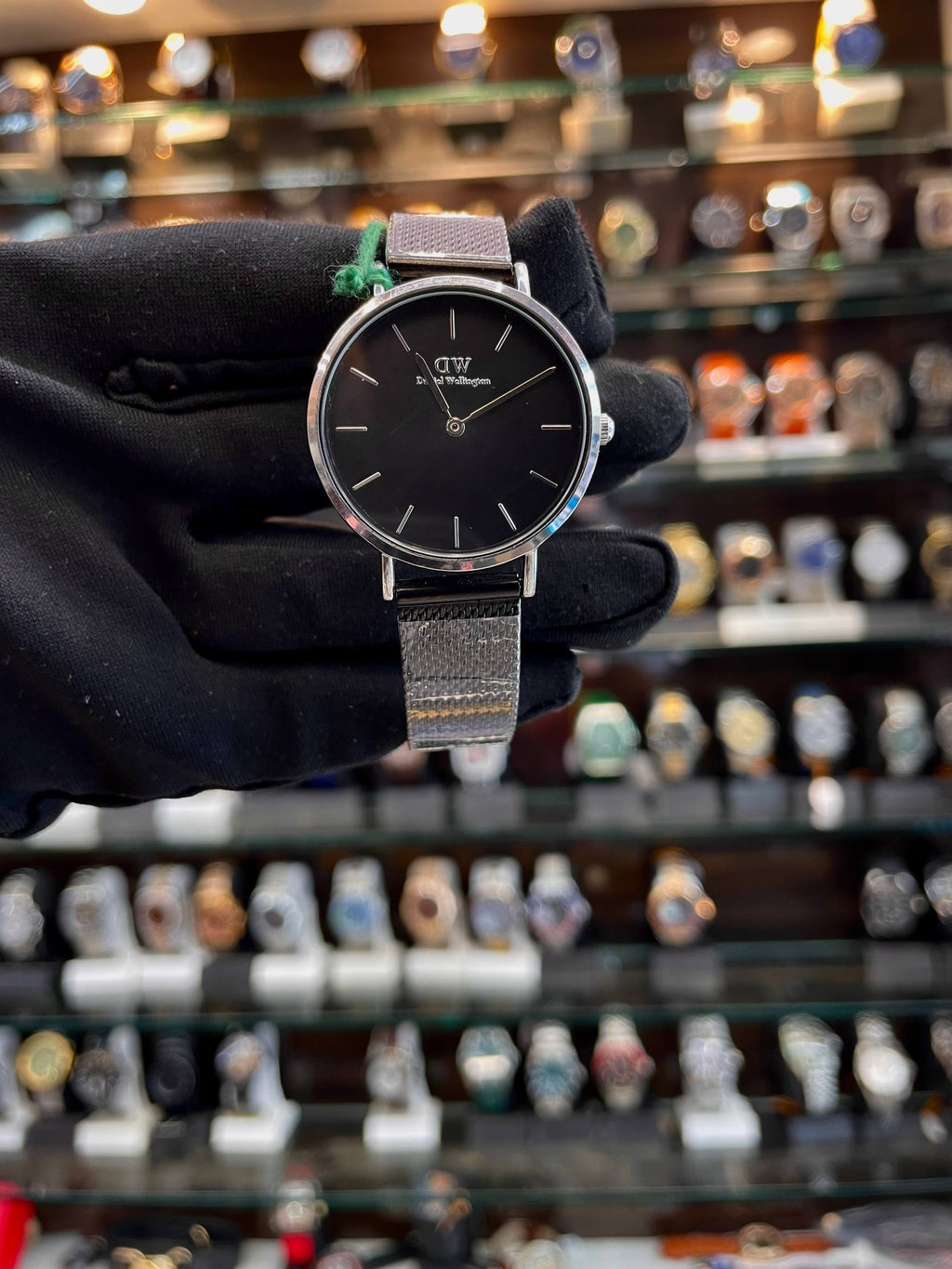 DANIEL WELLINGTON DW SLIM CHAIN FOR GIRLS IN BLACK 🖤