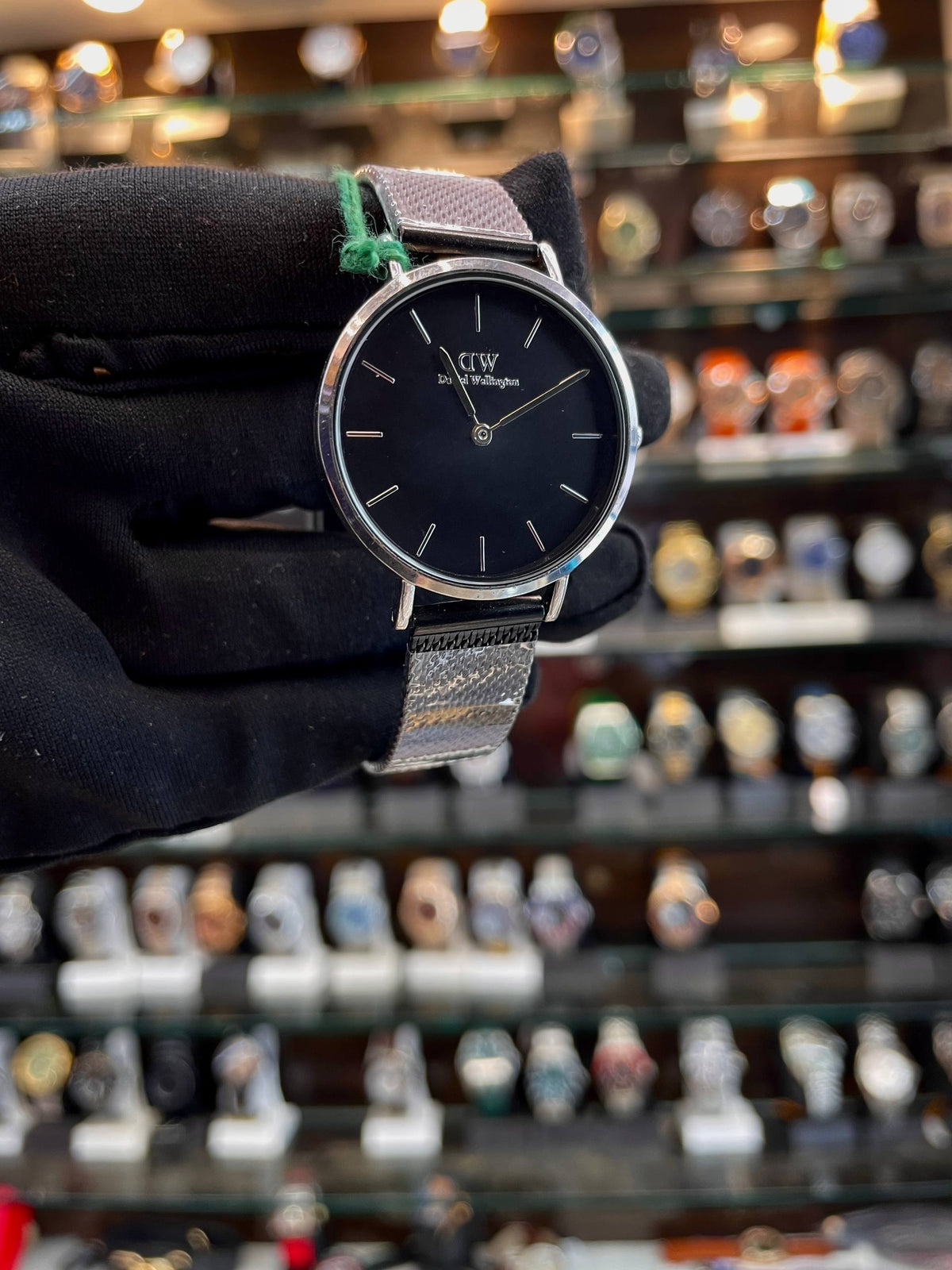 DANIEL WELLINGTON DW SLIM CHAIN FOR GIRLS IN BLACK 🖤