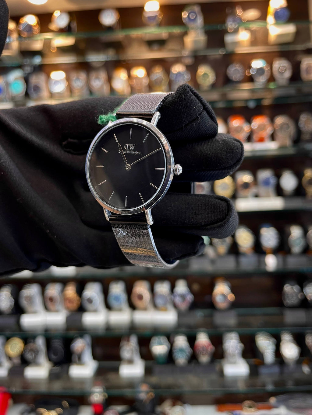 DANIEL WELLINGTON DW SLIM CHAIN FOR GIRLS IN BLACK 🖤