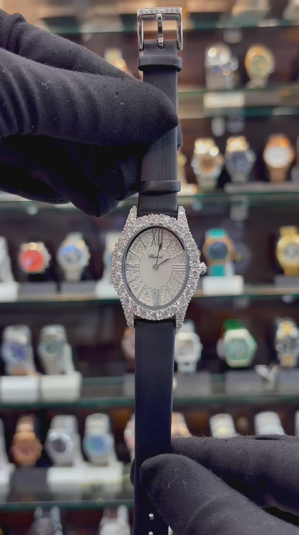 CHOPARD DIAMOND HOUR  18-CARAT WHITE GOLD AND DIAMONDS EDITION IN MASTER PIECE