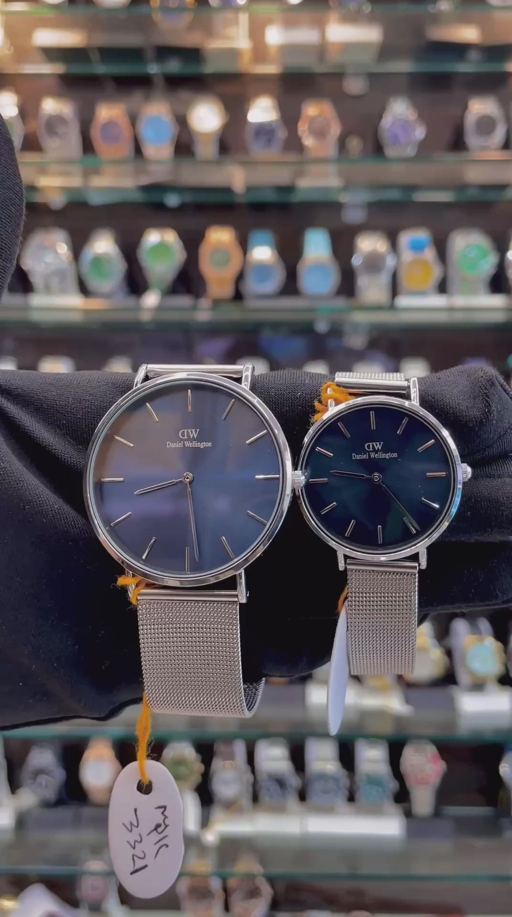 DANIEL WELLINGTON (DW) NOW IN COUPLE CHAIN SILVER 🥈 BLUE 💙 DIAL 💝