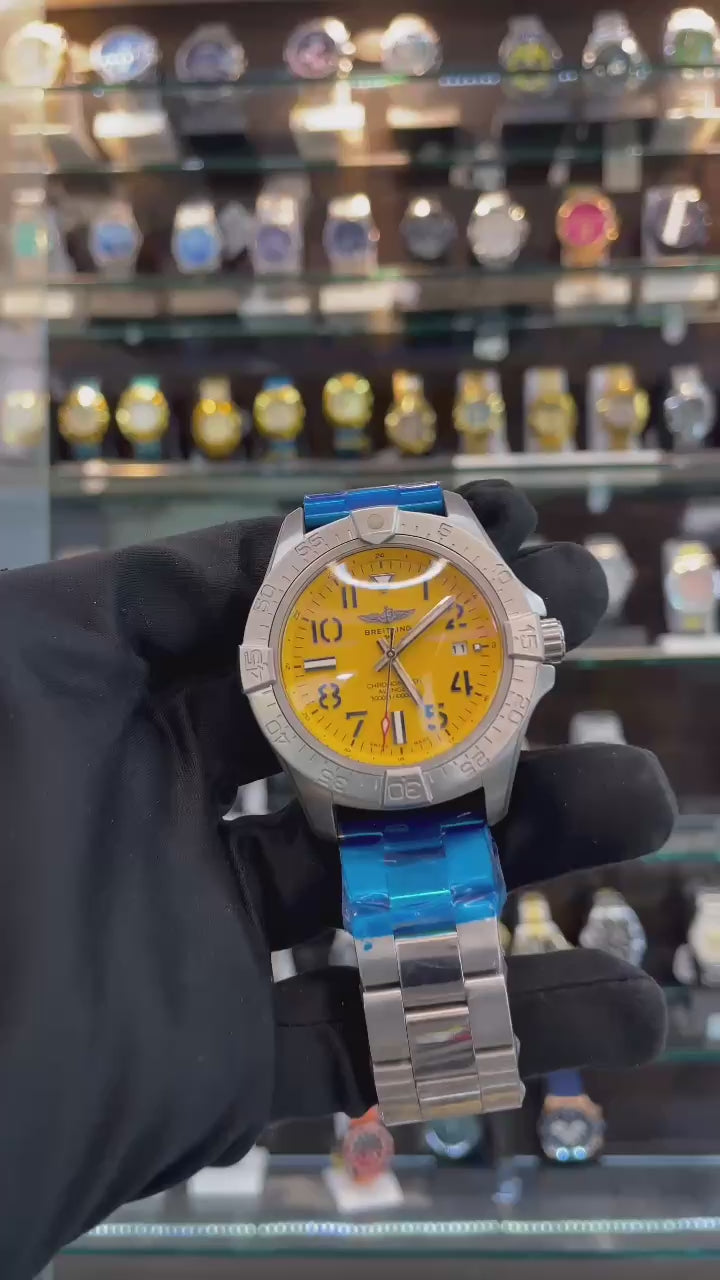 Breitling Avenger master piece for mens