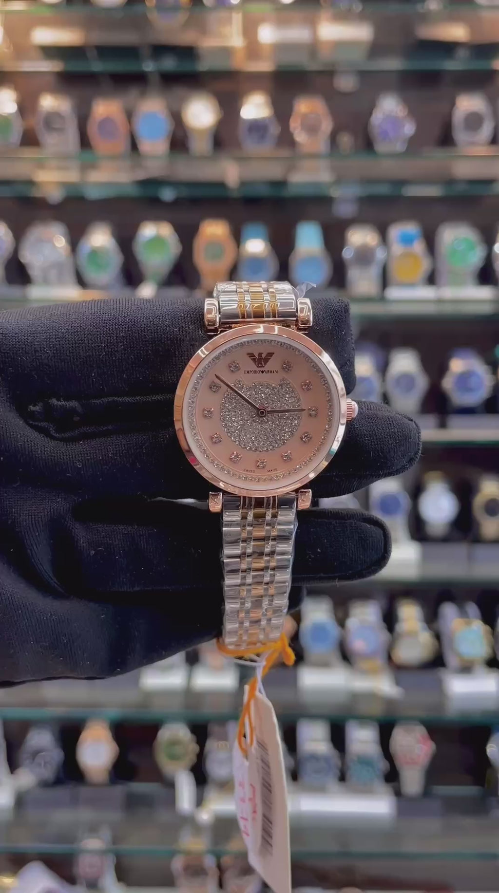 EMPORIO ARMANI. ROSE 🌹 GOLD 🥇 DIAL IN GIRLS