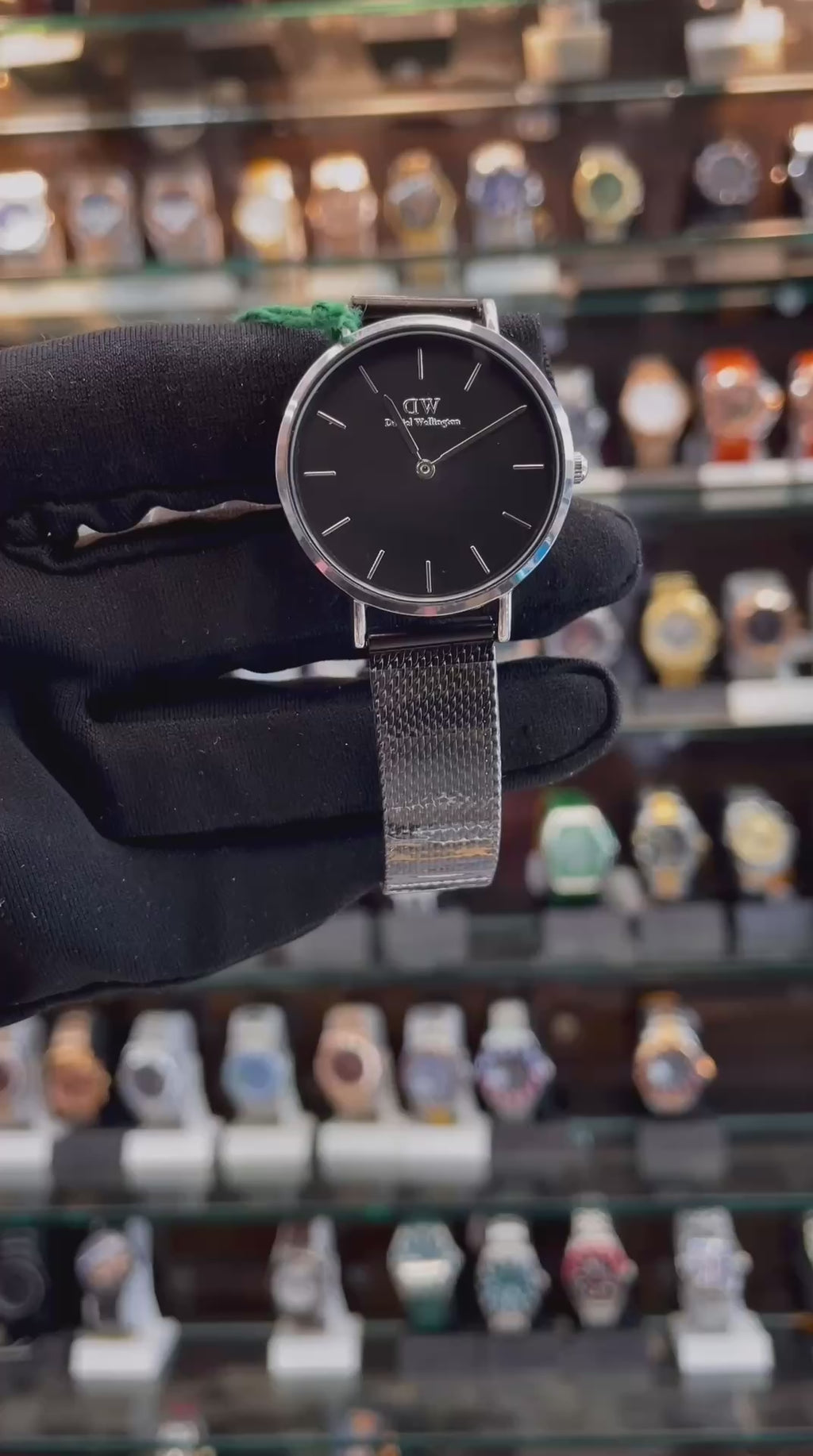 DANIEL WELLINGTON DW SLIM CHAIN FOR GIRLS IN BLACK 🖤
