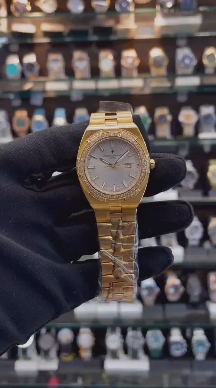 VACHERON CONSTANTIN OVERSEAS PINK GOLD IN MASTER PIECE FOR GIRLS 🤩