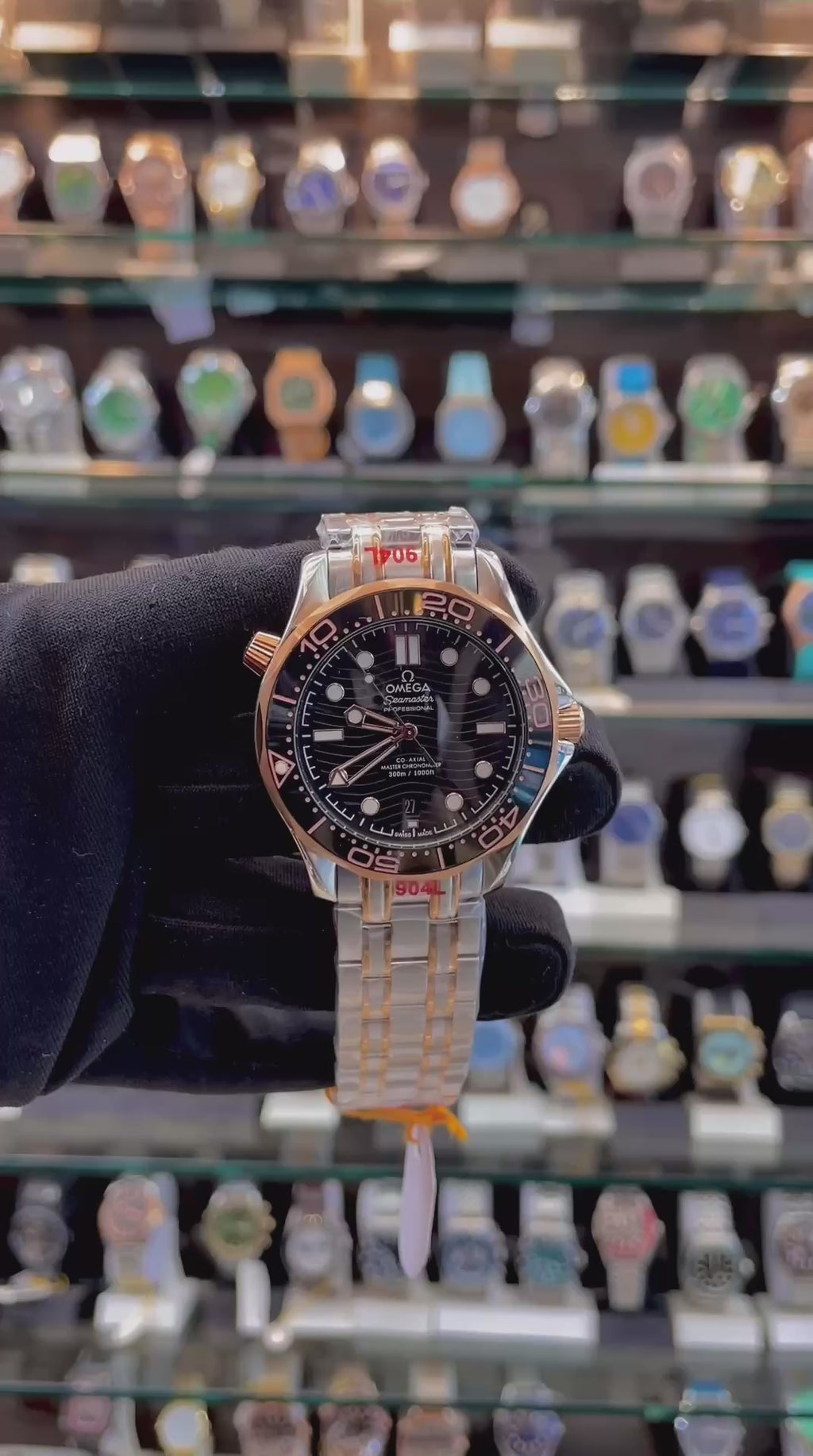OMEGA SEAMASTER DIVER 300M, 42 MM IN MASTER PIECE 🤩 DUAL TONE 🥇 BLACK
