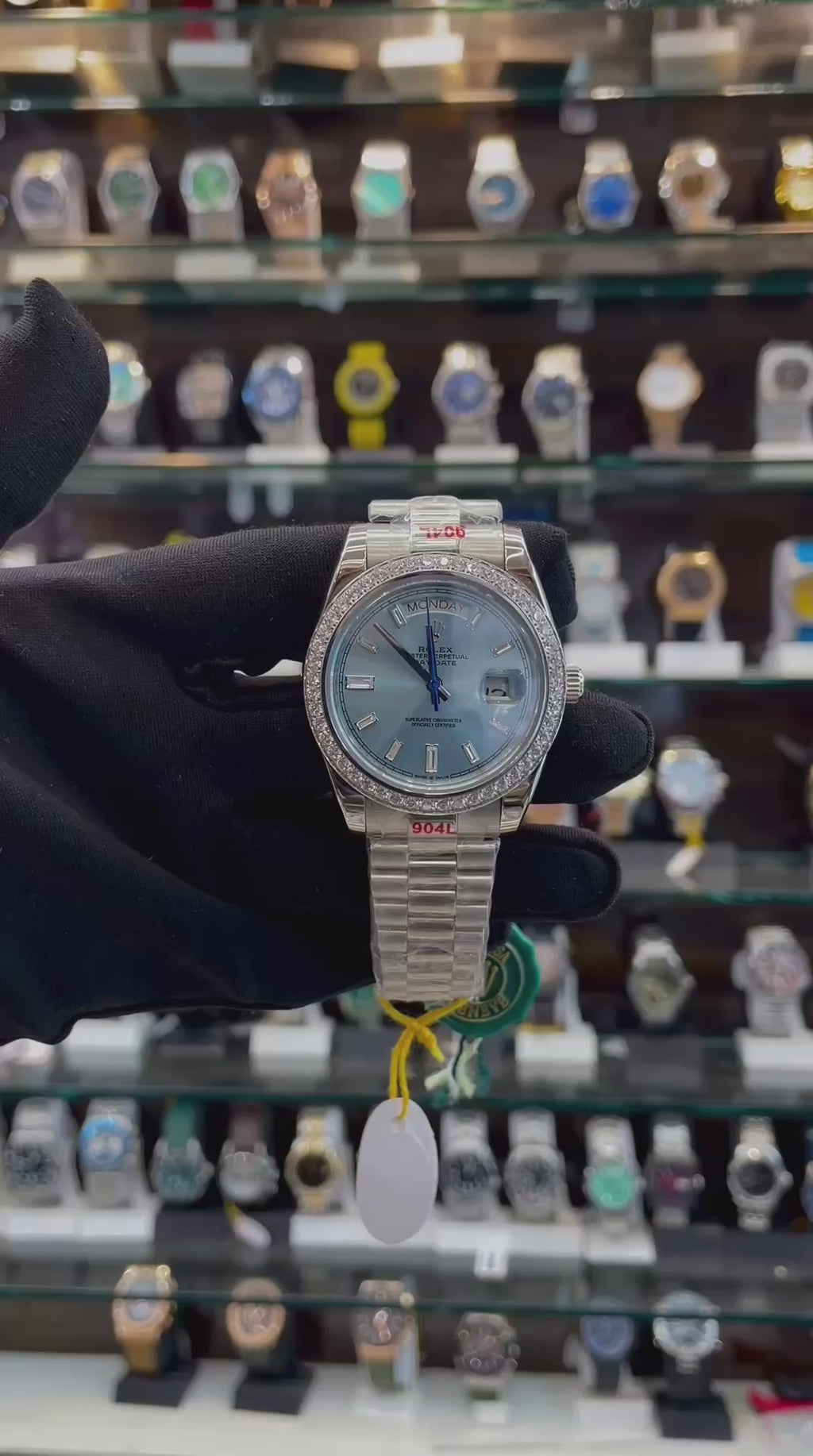 ROLEX DAY-DATE 40 MM, PLATINUM AND DIAMOND-SET BEZLE IN SEMI-ETA