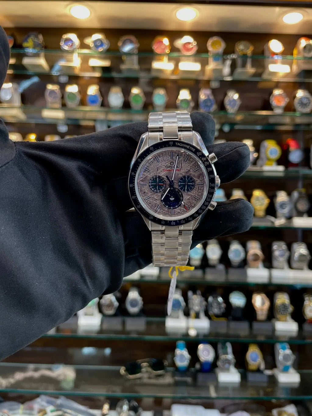 Omega speedmaster moon phase in master automatic