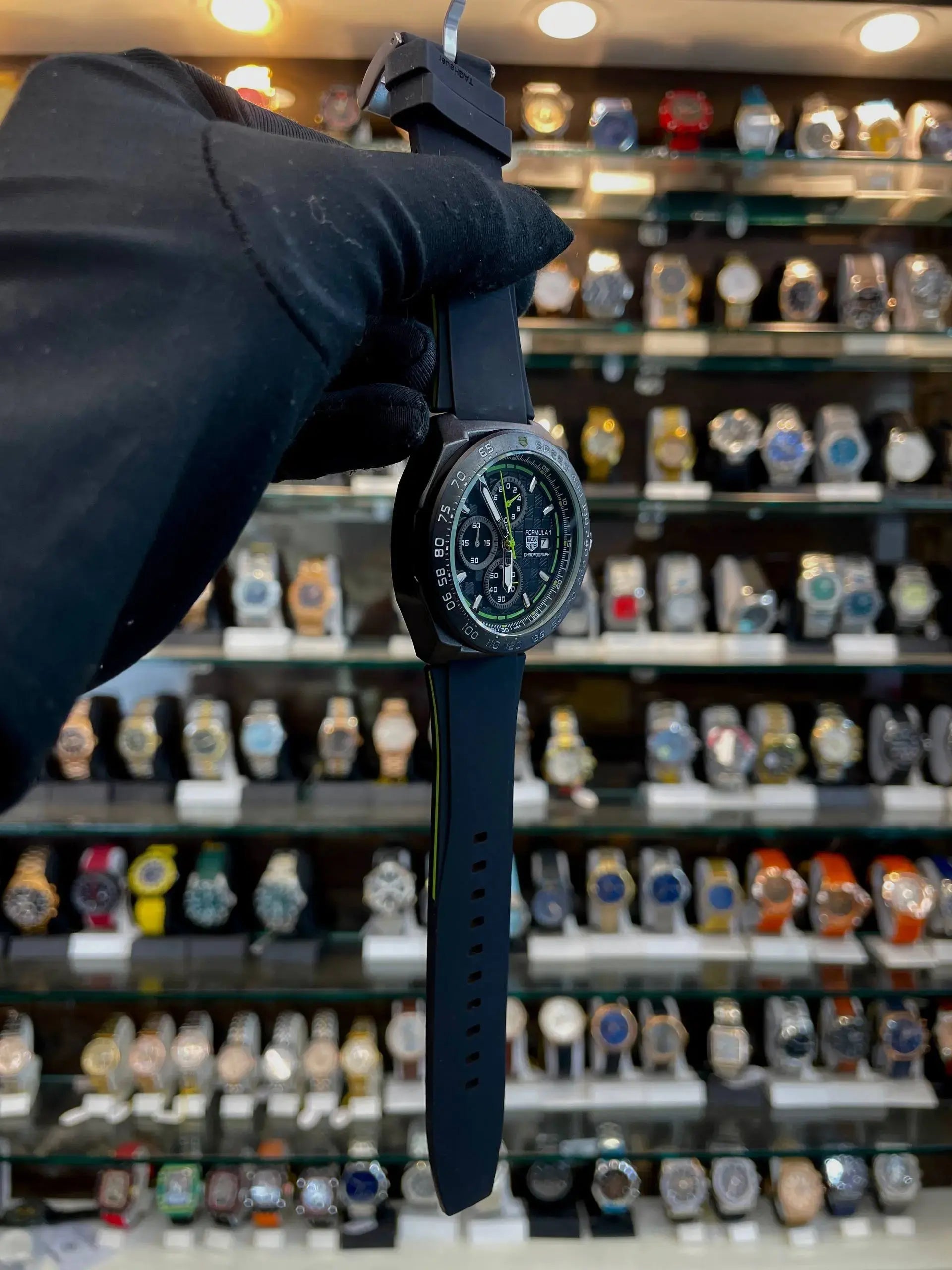 Tag heuer formula 1 chrono now in silicon