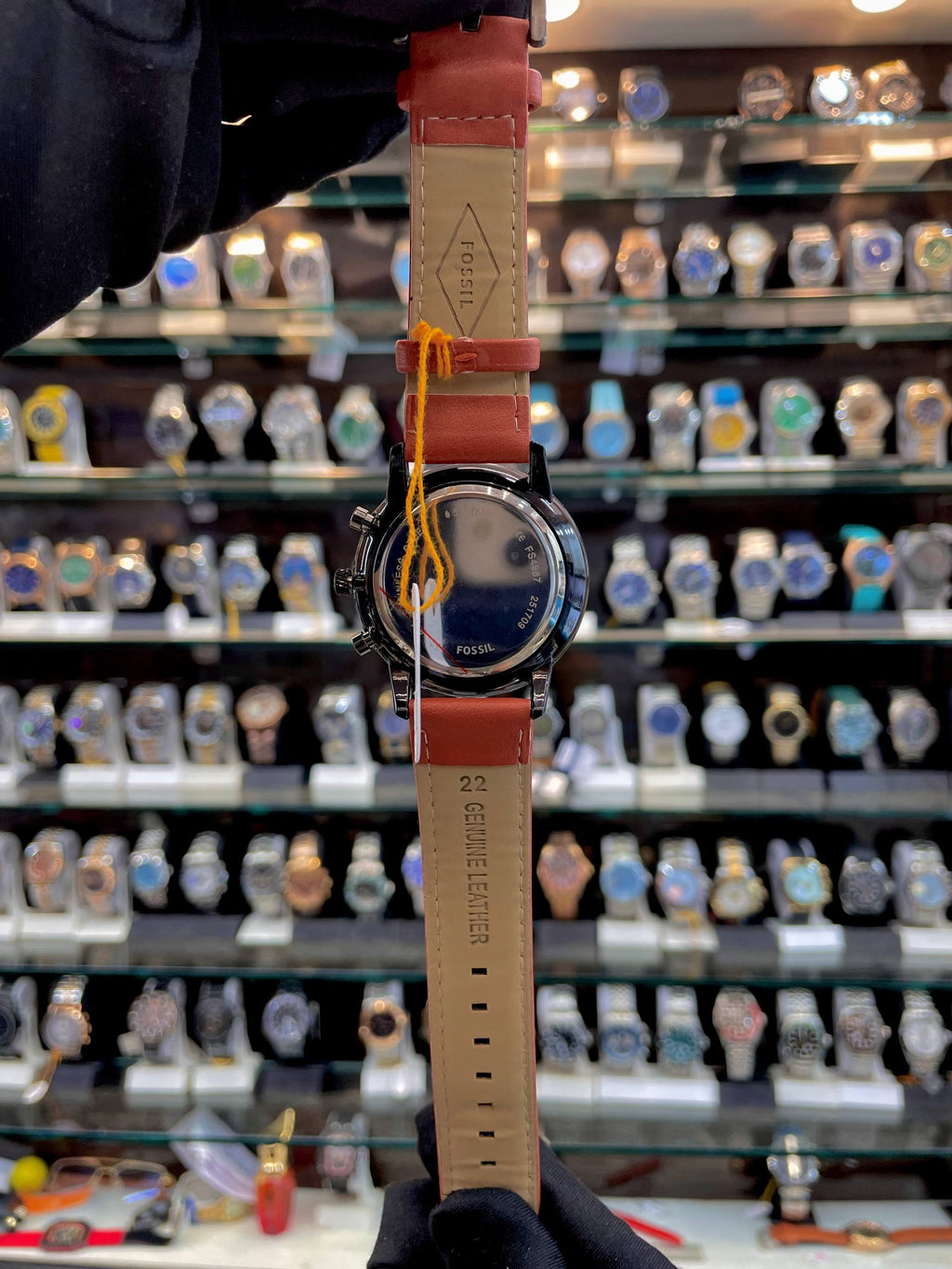 FOSSIL NOW IN CHRONO FOR MENS LEATHER BLACK 🖤 DIAL
